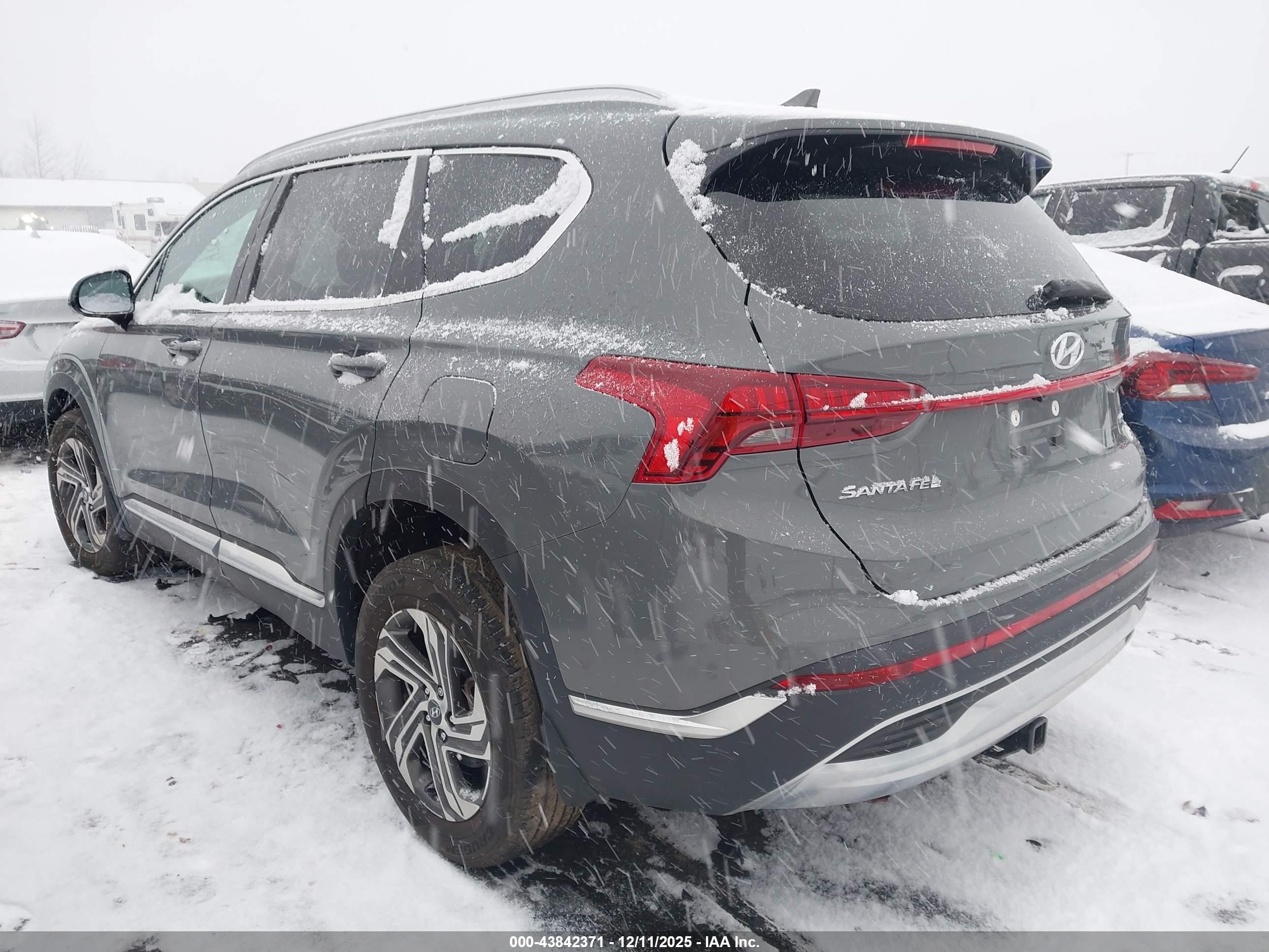 HYUNDAI SANTA image 3