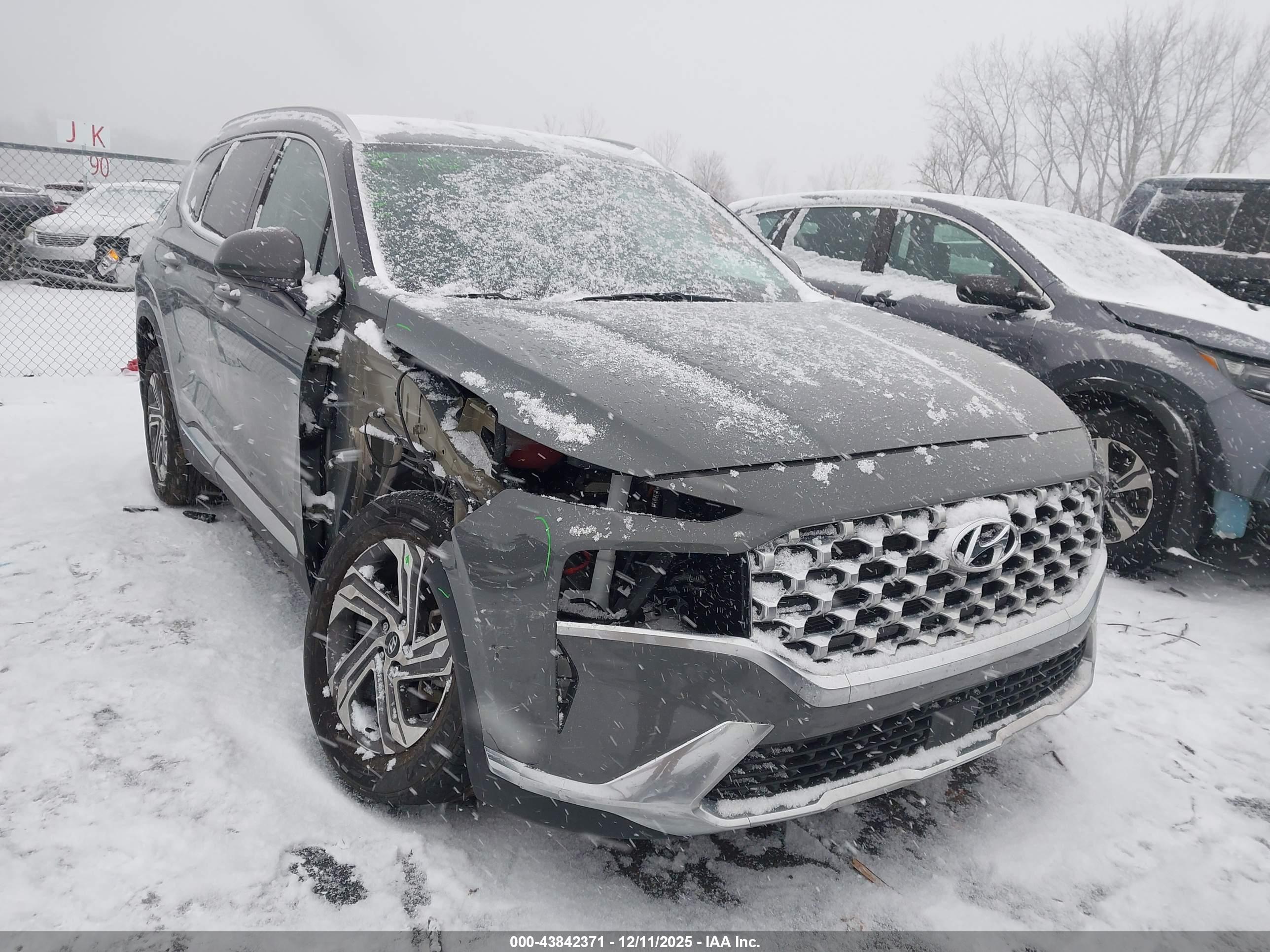 HYUNDAI SANTA image 6