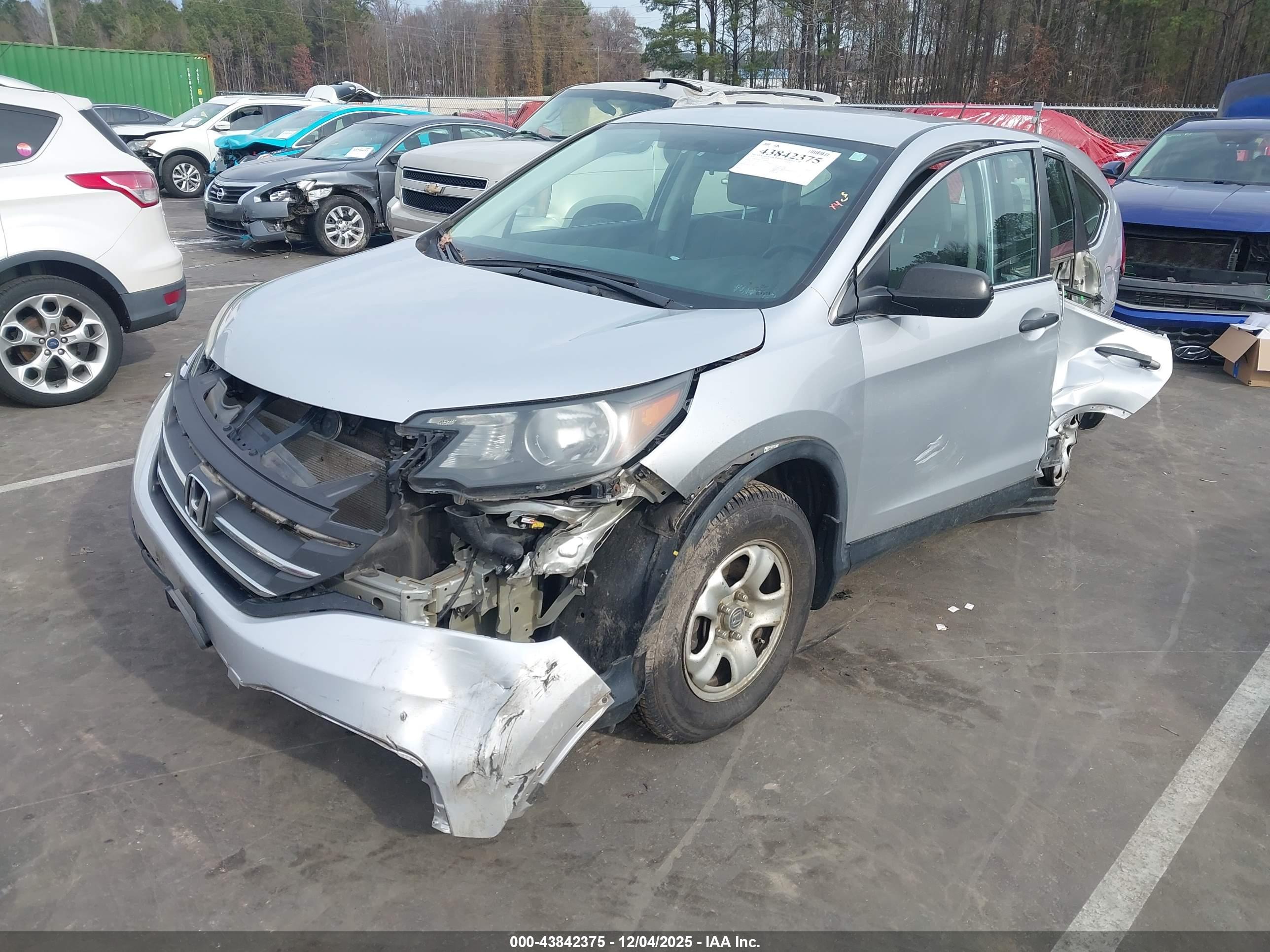 HONDA CR-V image 2