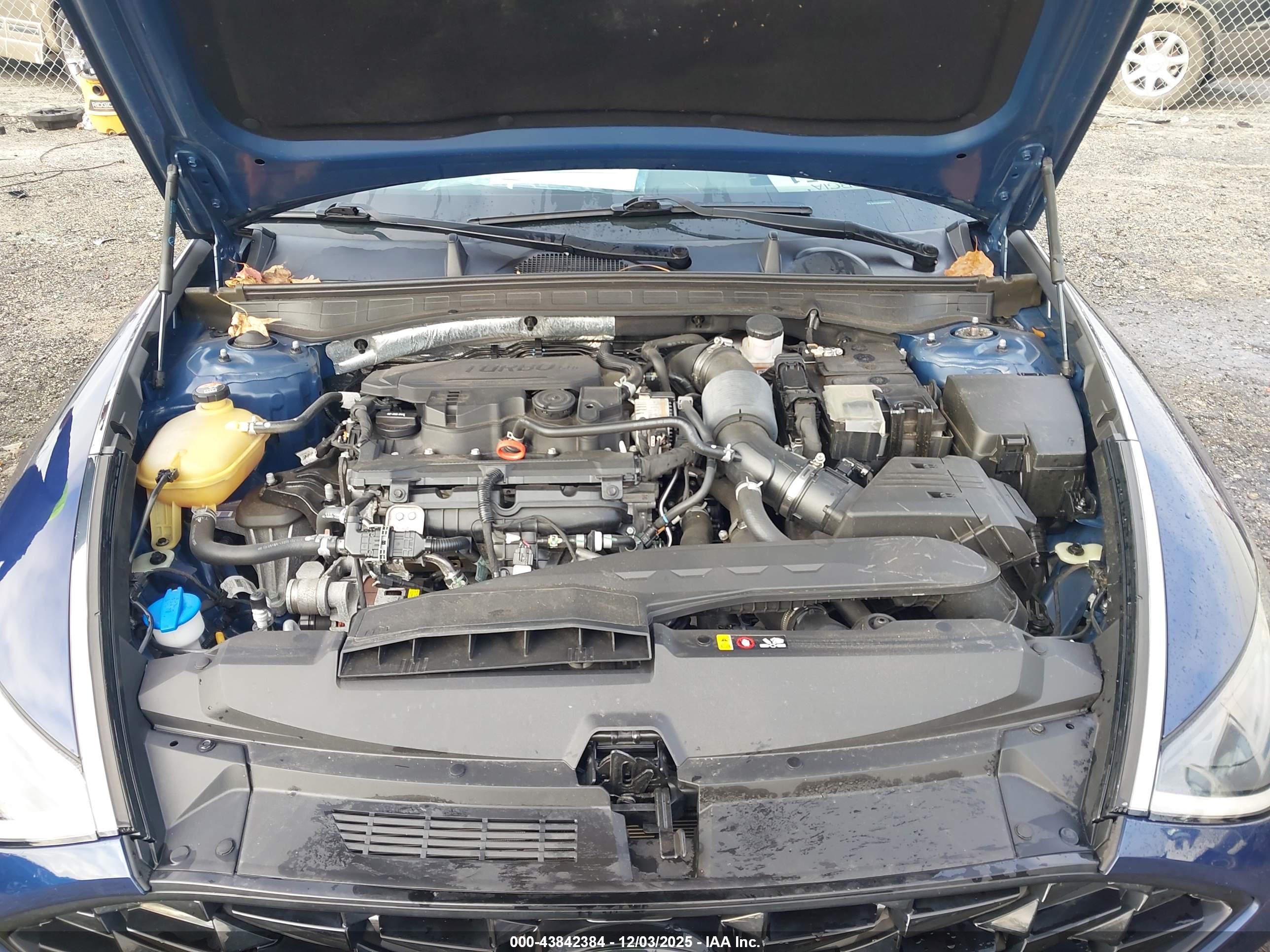 HYUNDAI SONATA image 10
