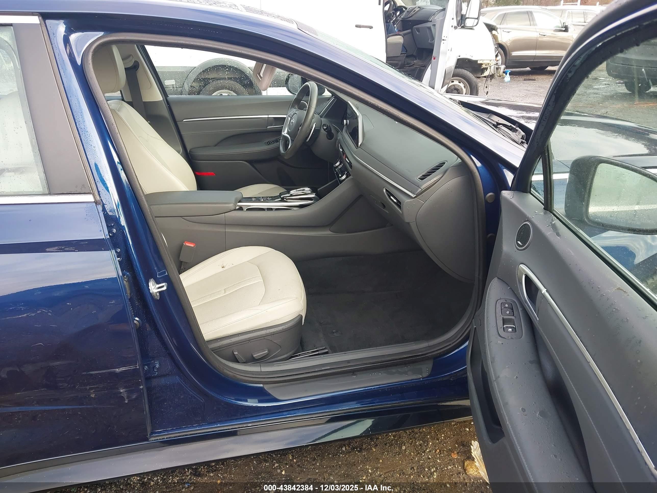 HYUNDAI SONATA image 5