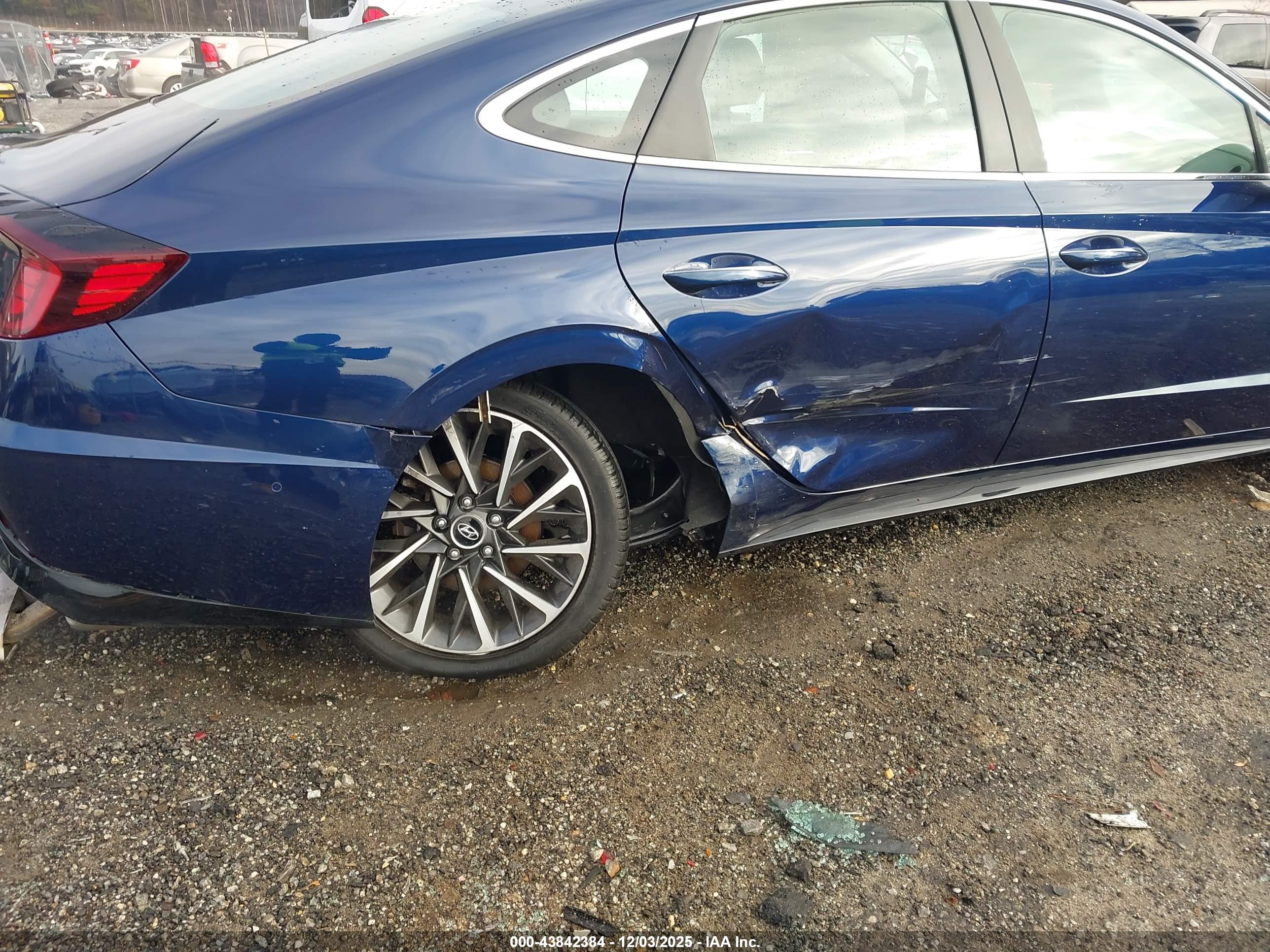 HYUNDAI SONATA image 6