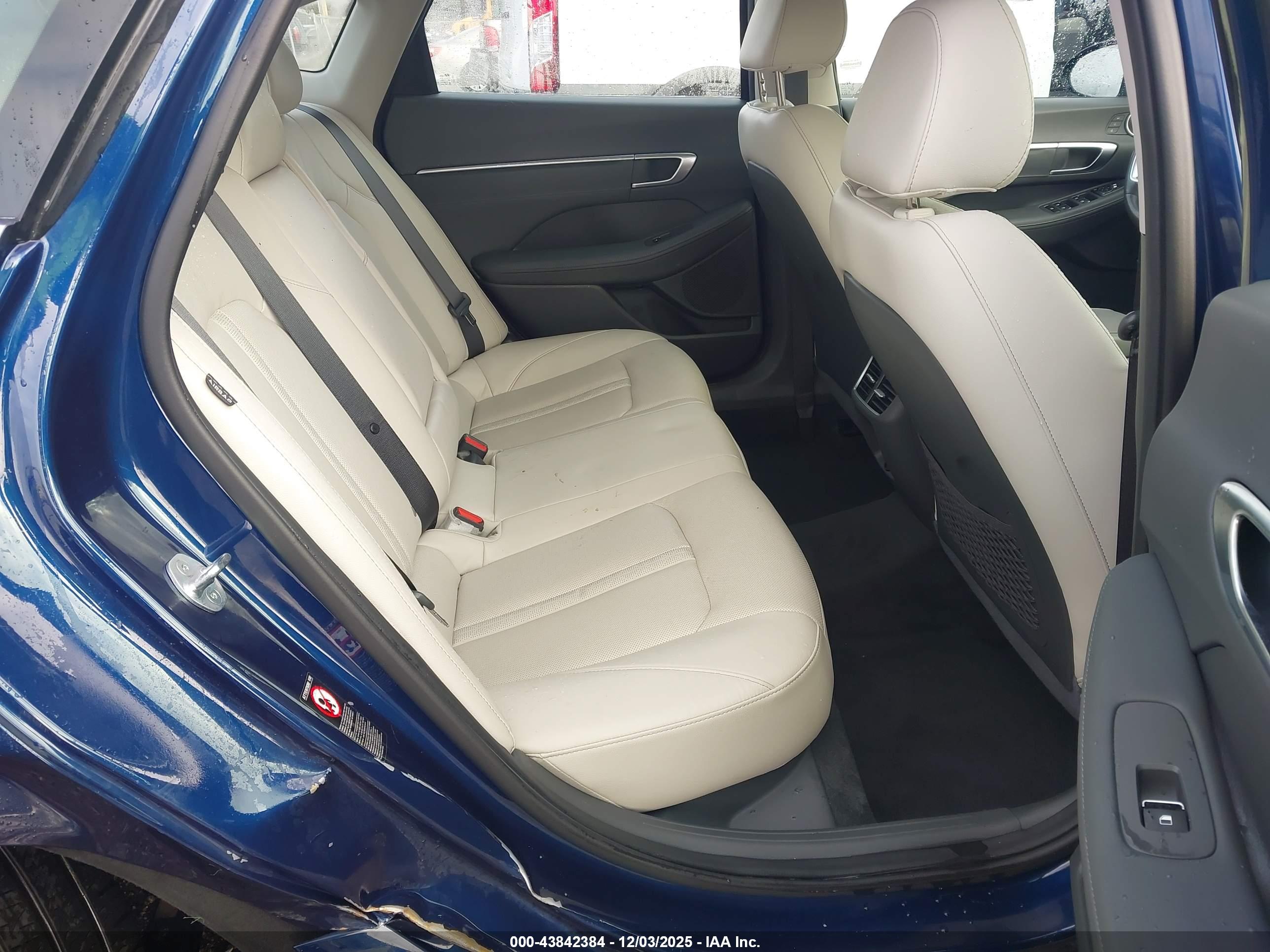 HYUNDAI SONATA image 8