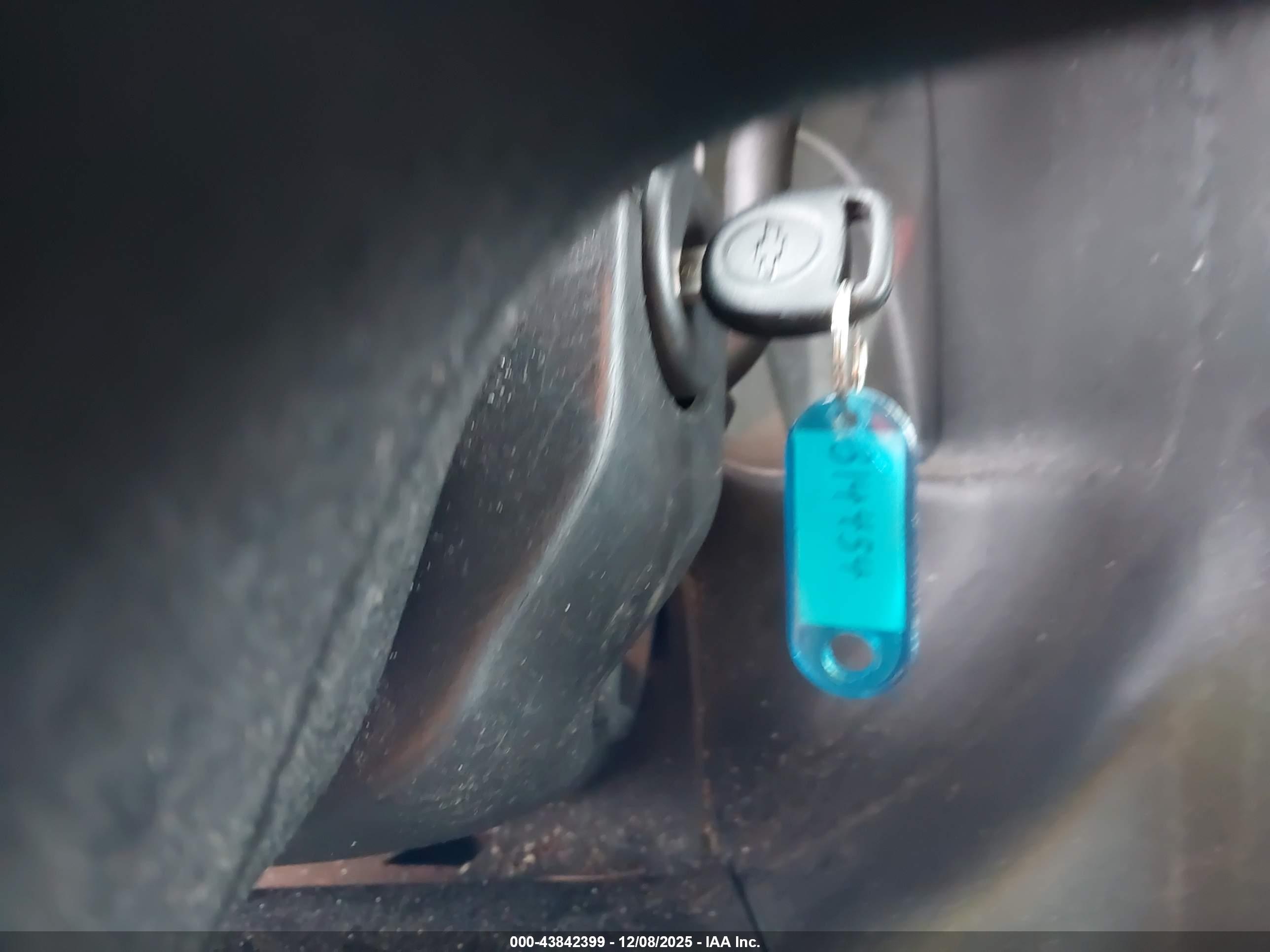 CHEVROLET EXPRESS image 11