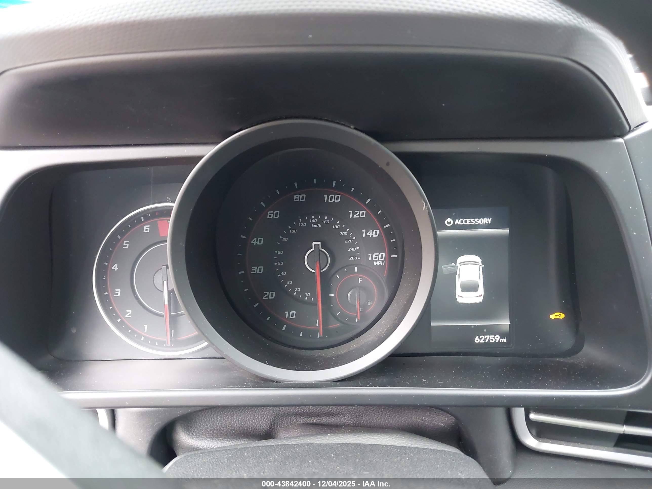 HYUNDAI ELANTRA image 7