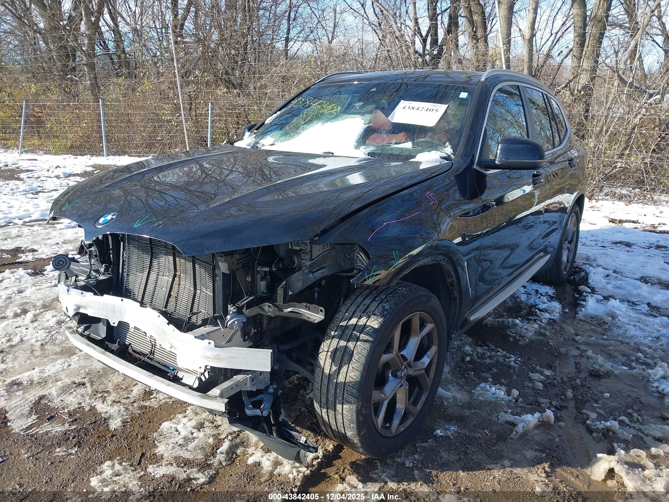 BMW X3 image 2