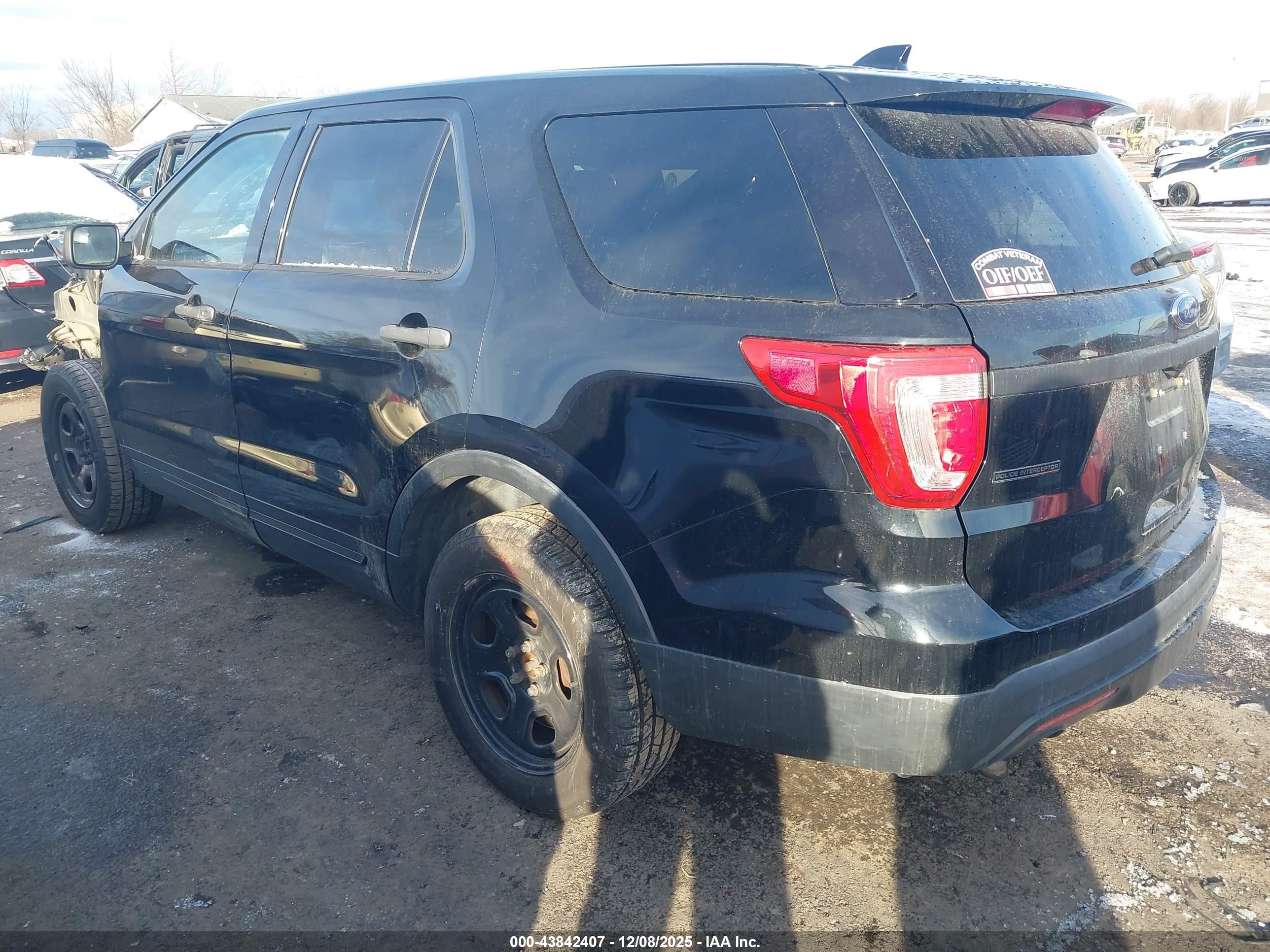 FORD UTILITY image 3