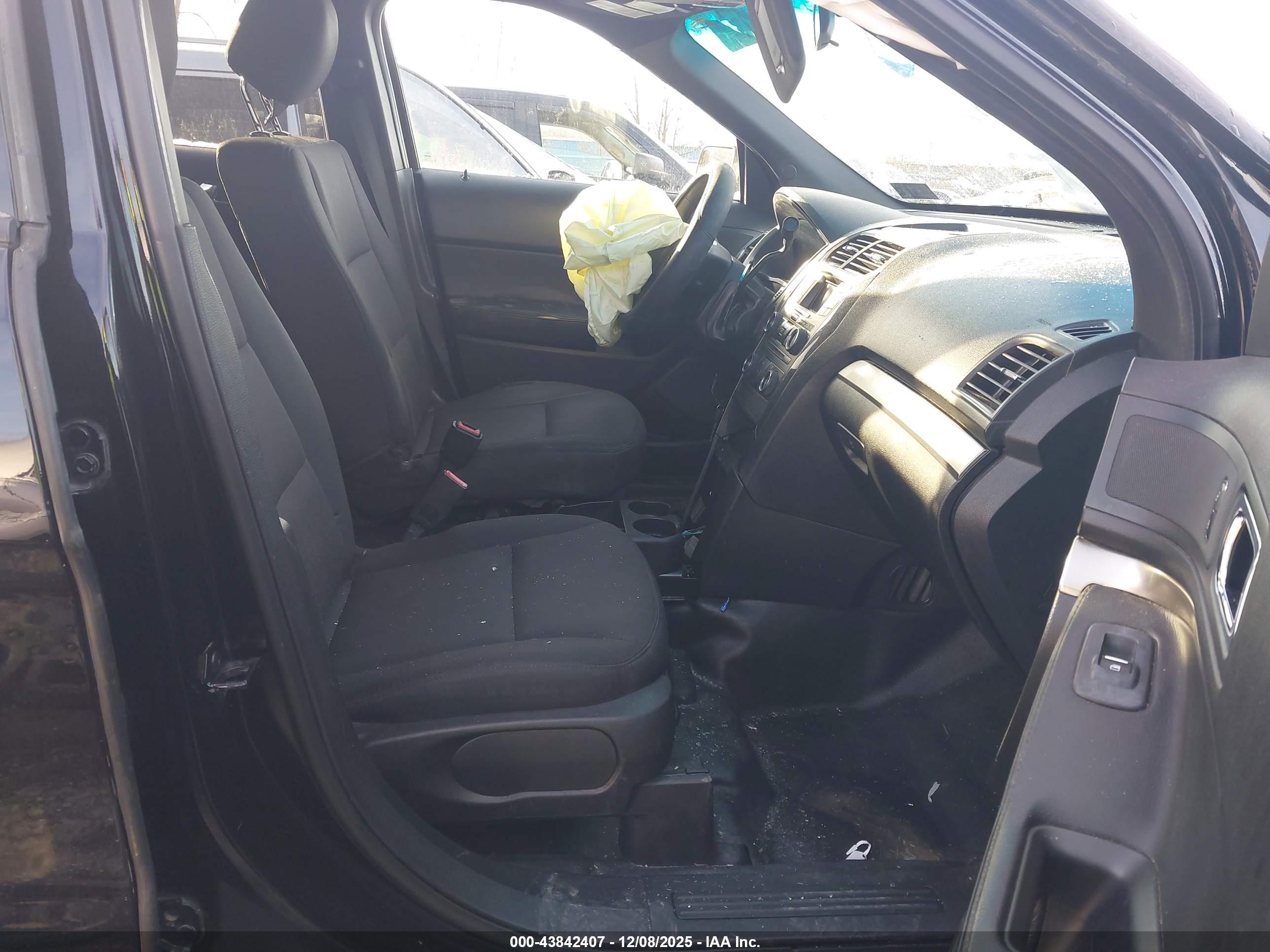 FORD UTILITY image 5