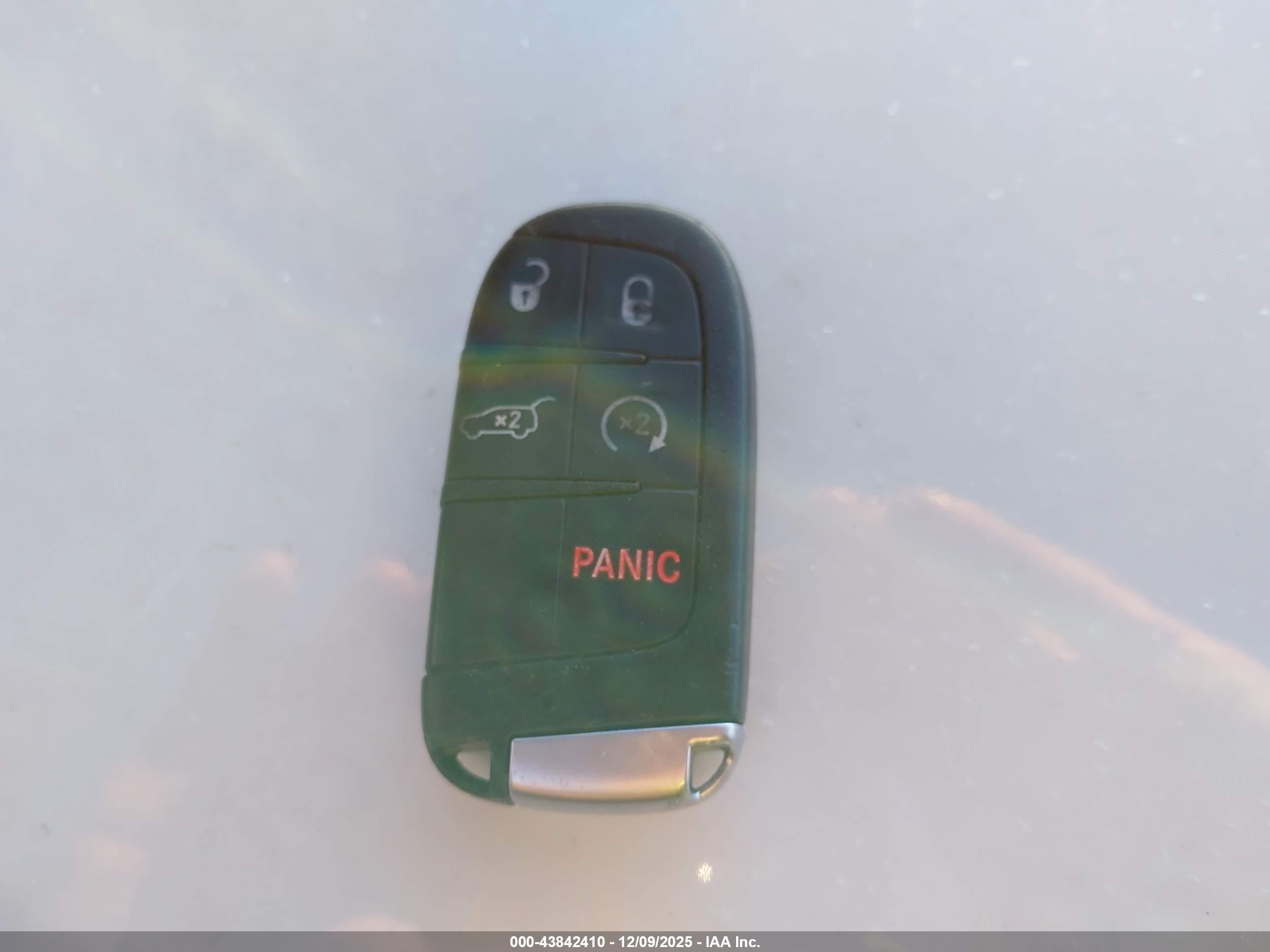 JEEP GRAND image 11