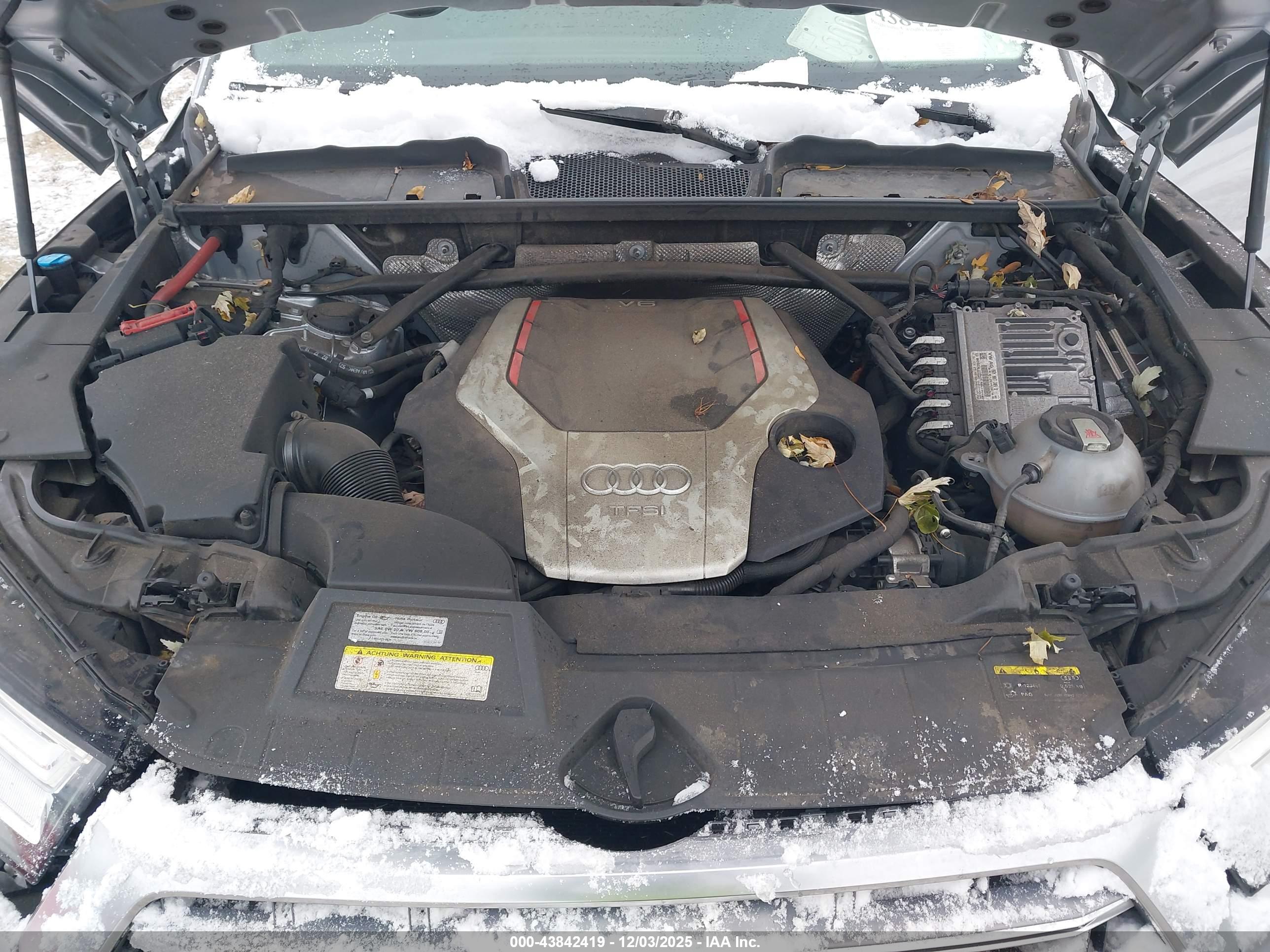 AUDI SQ5 image 10