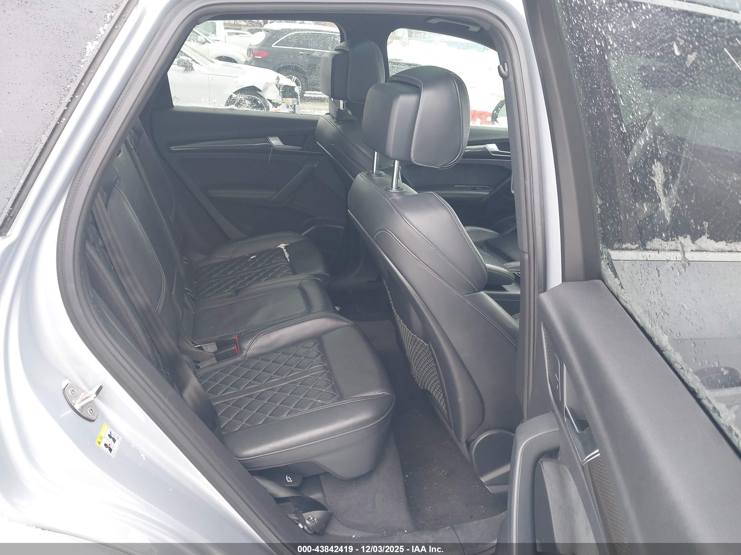 AUDI SQ5 image 8
