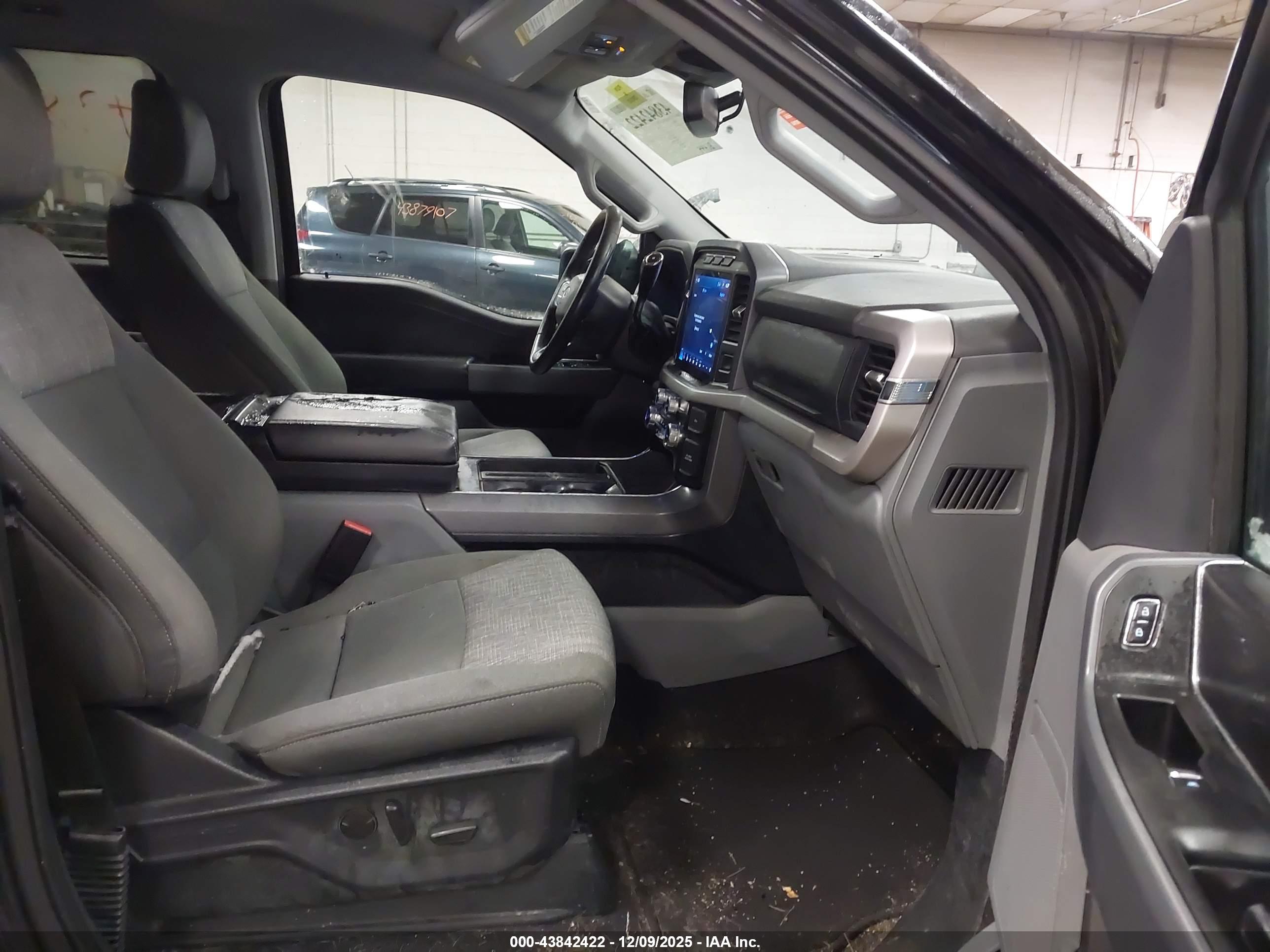 FORD F-150 image 5