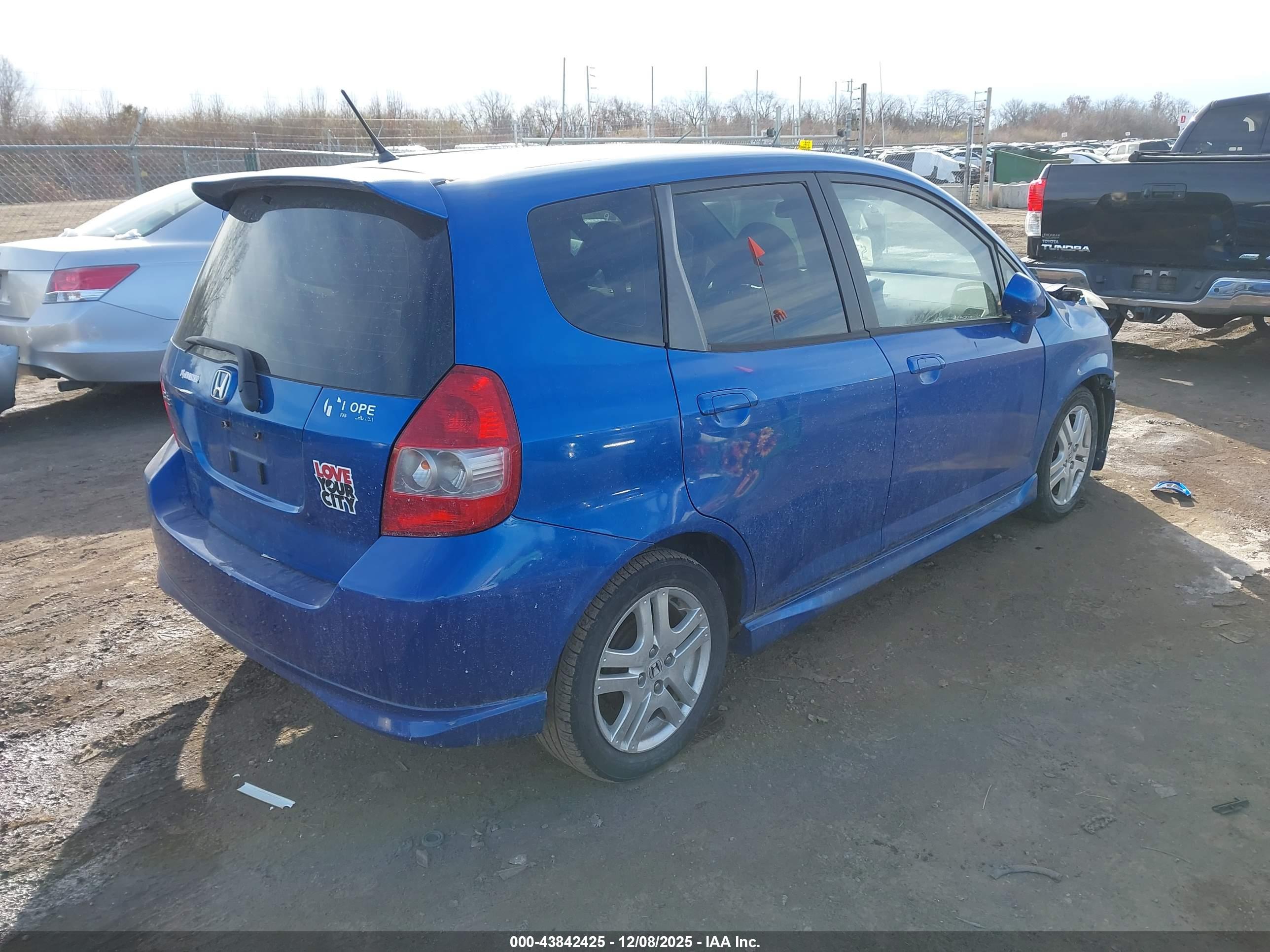 HONDA FIT image 4