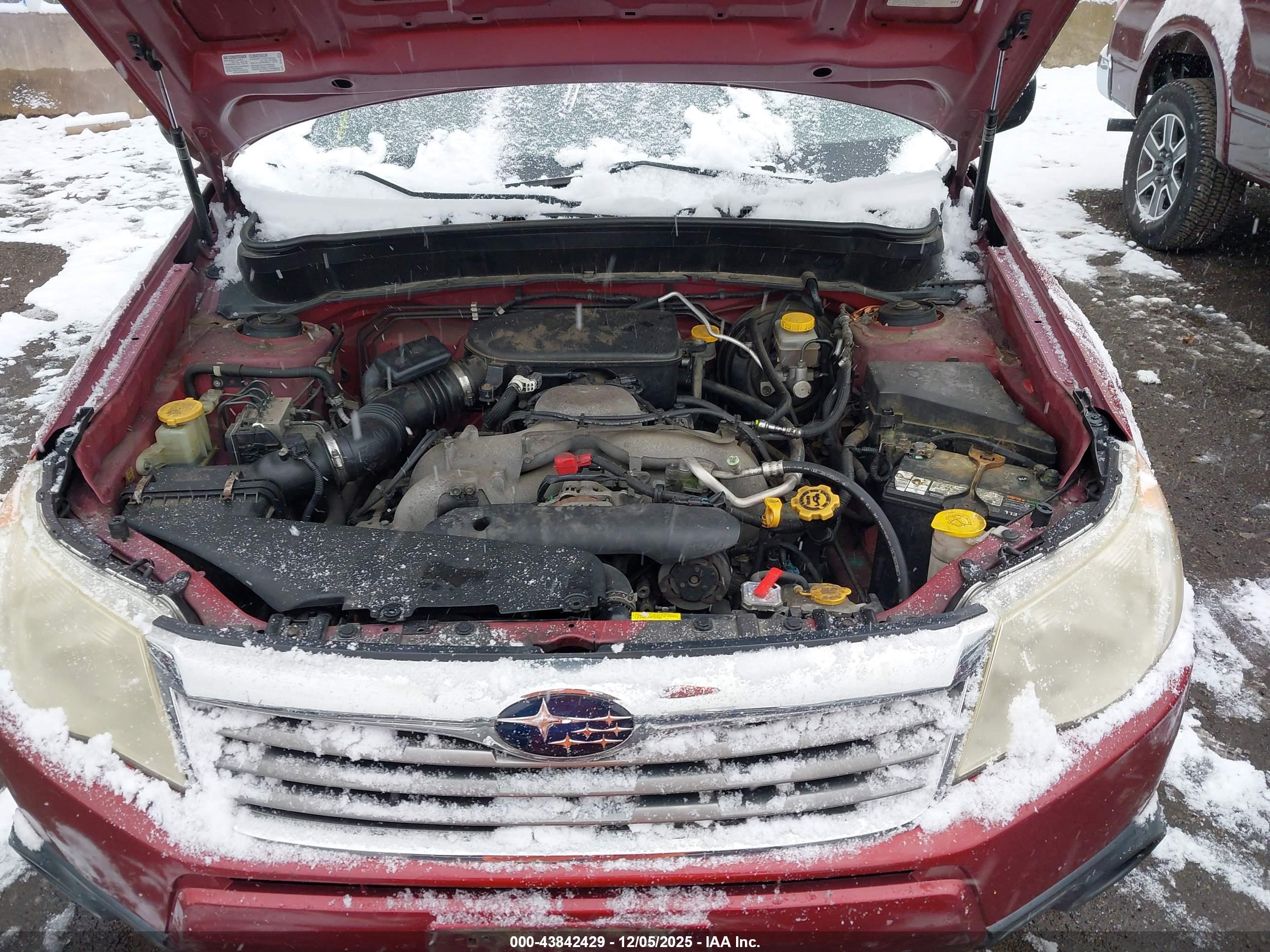 SUBARU FORESTER image 10