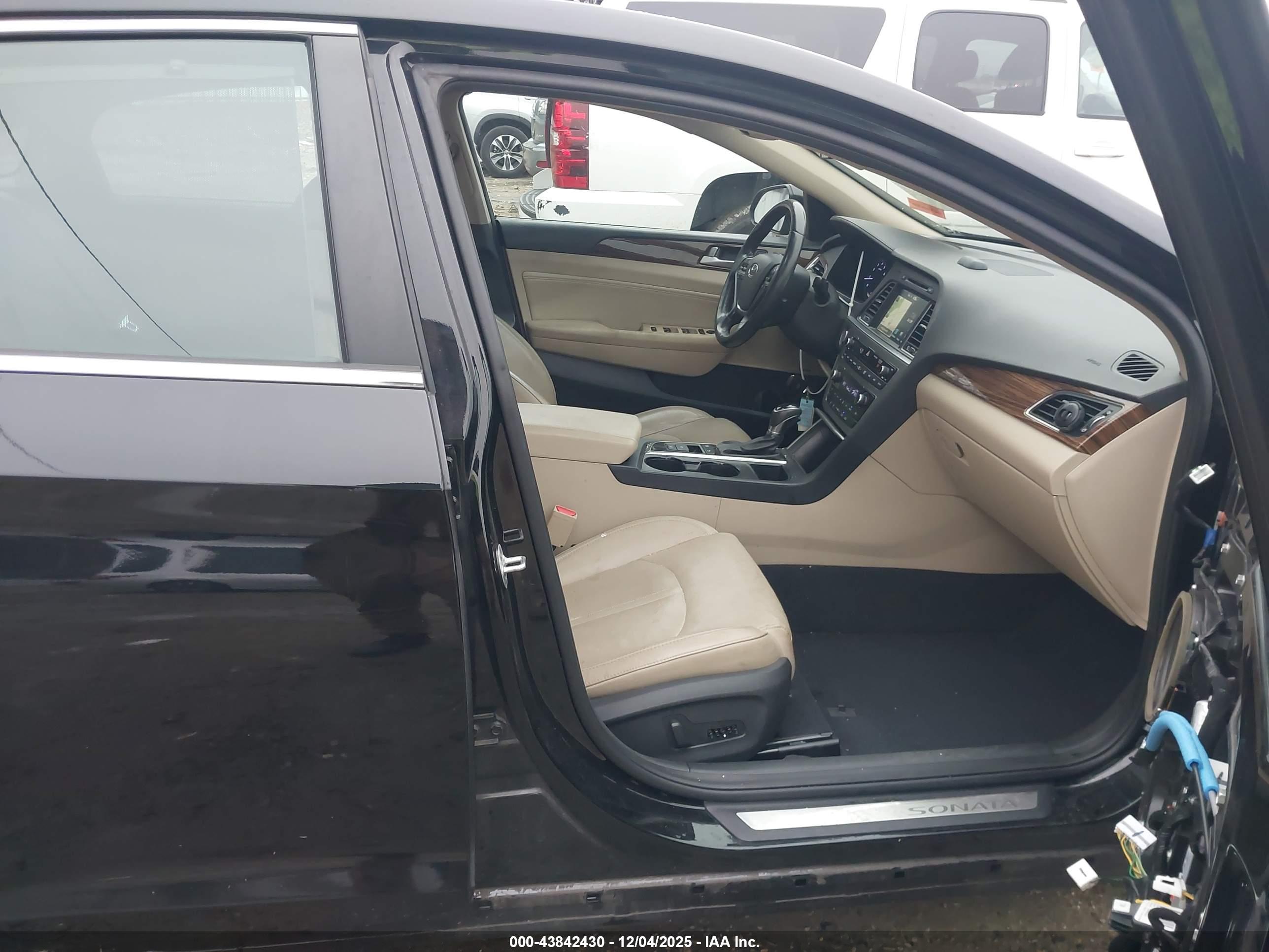 HYUNDAI SONATA image 5