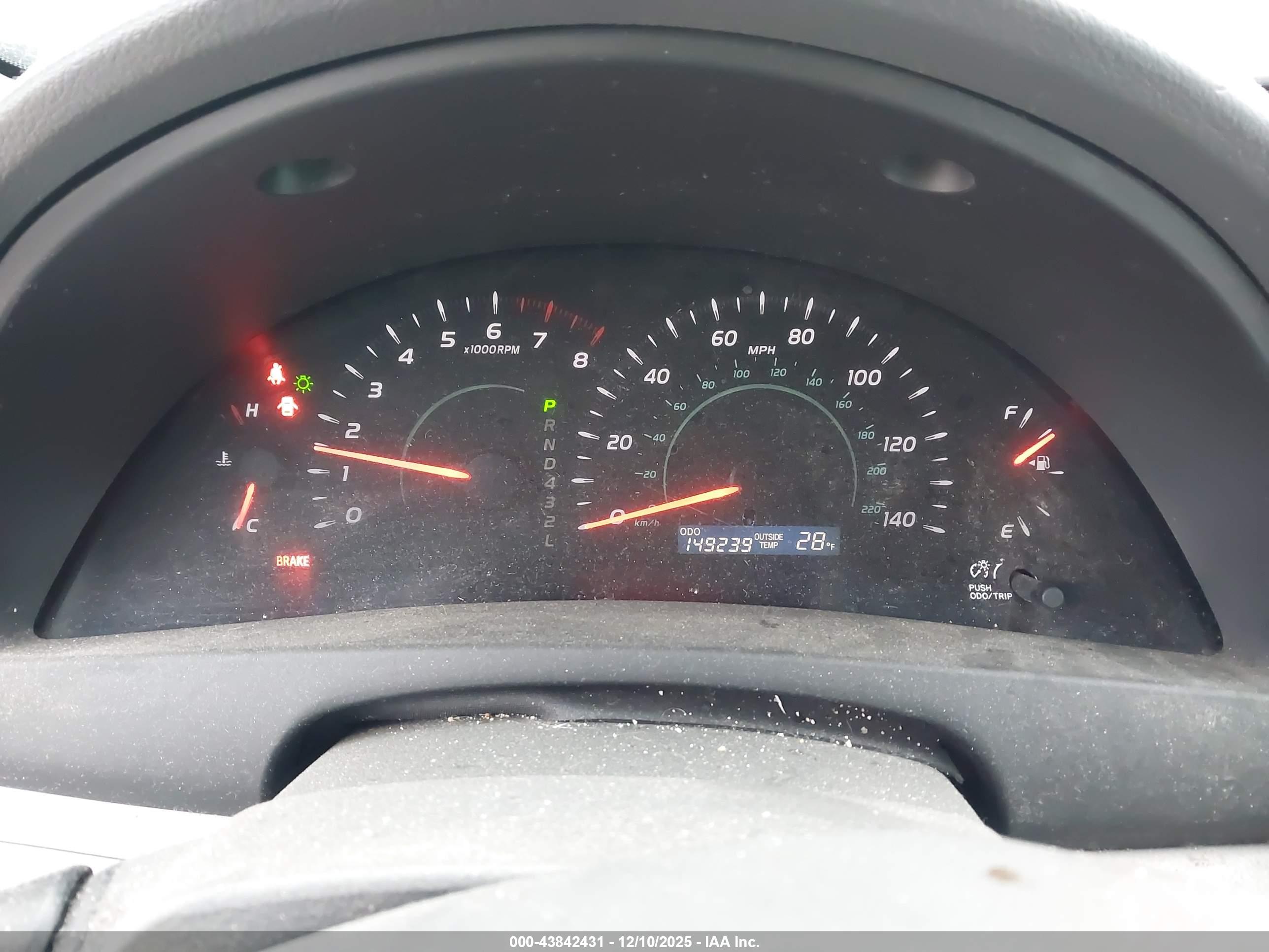 TOYOTA CAMRY image 7