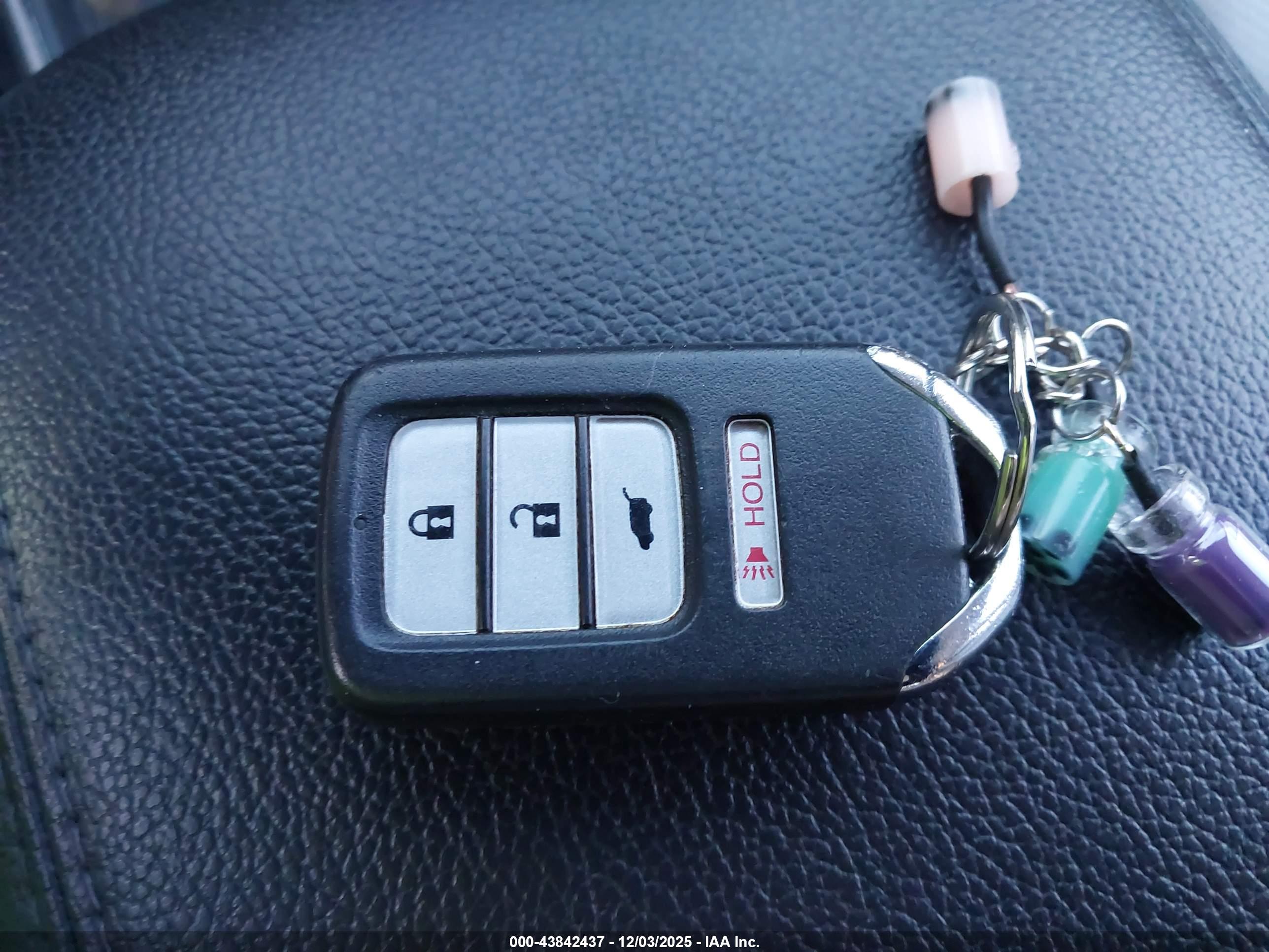 HONDA CR-V image 11