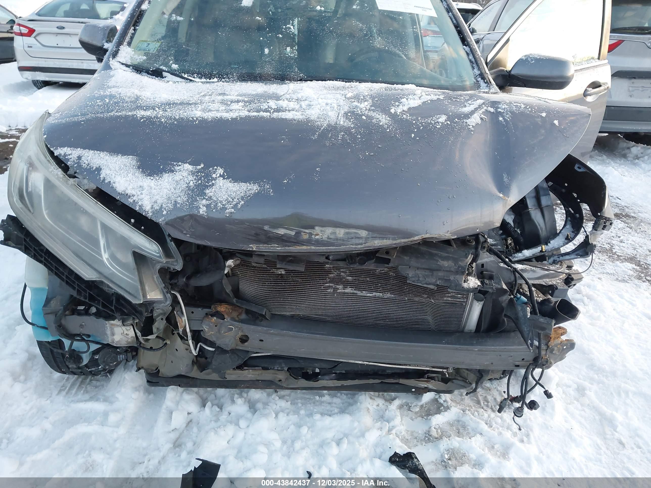 HONDA CR-V image 6