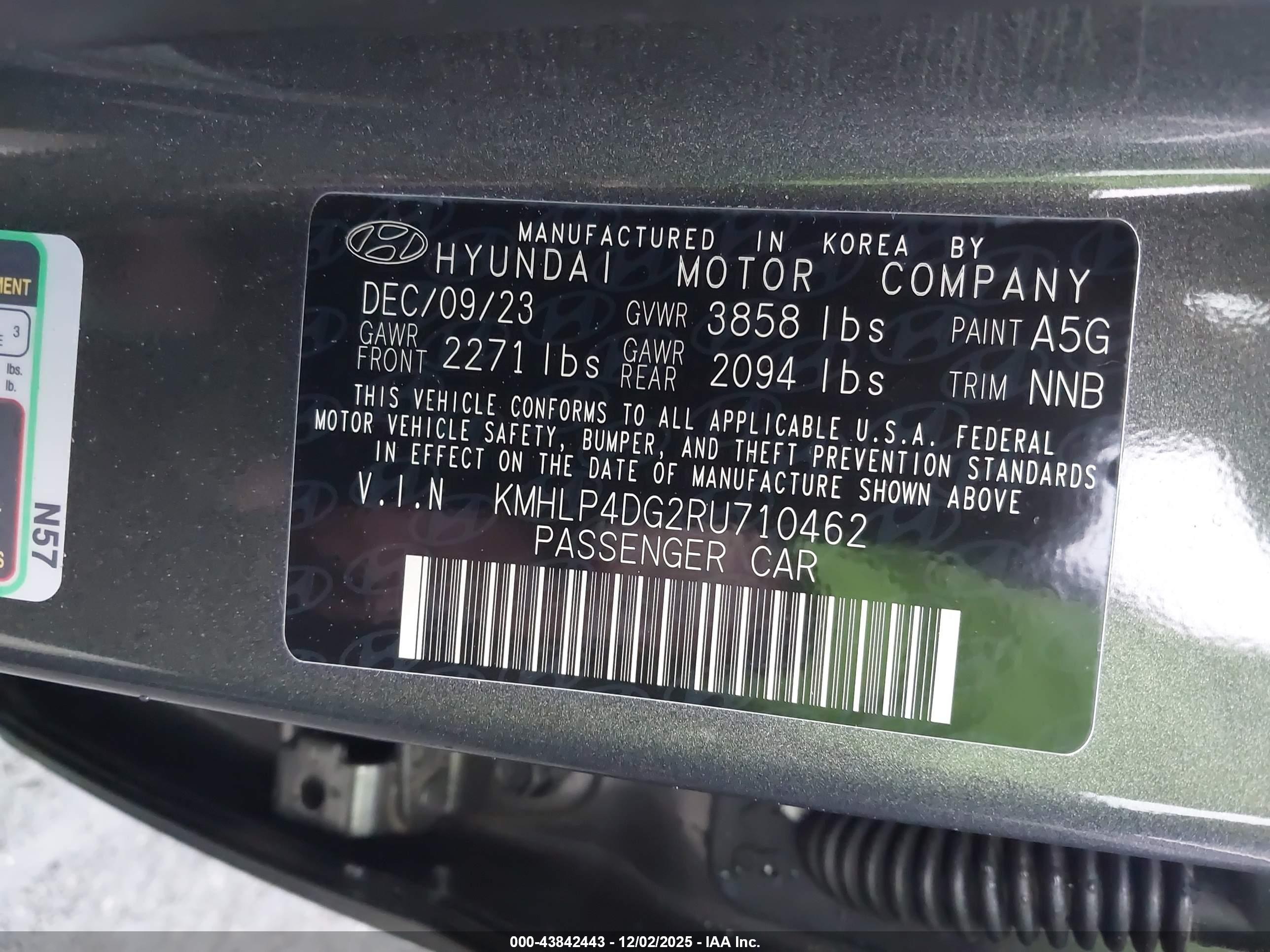 HYUNDAI ELANTRA image 9