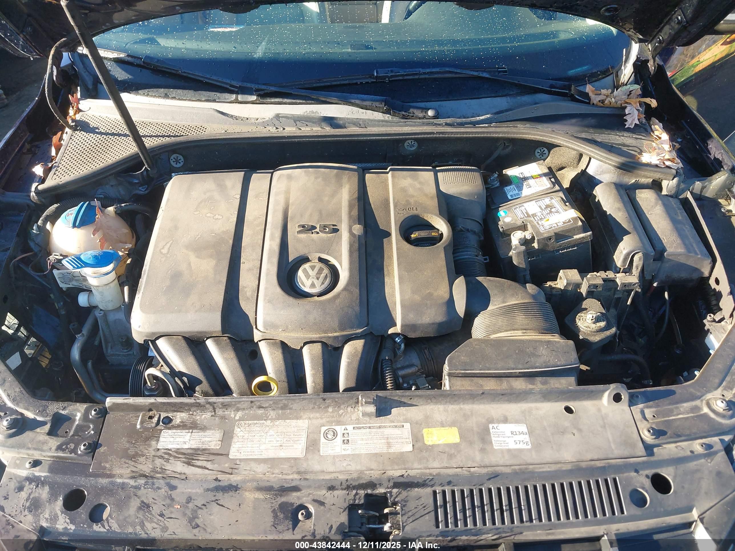 VOLKSWAGEN PASSAT image 10