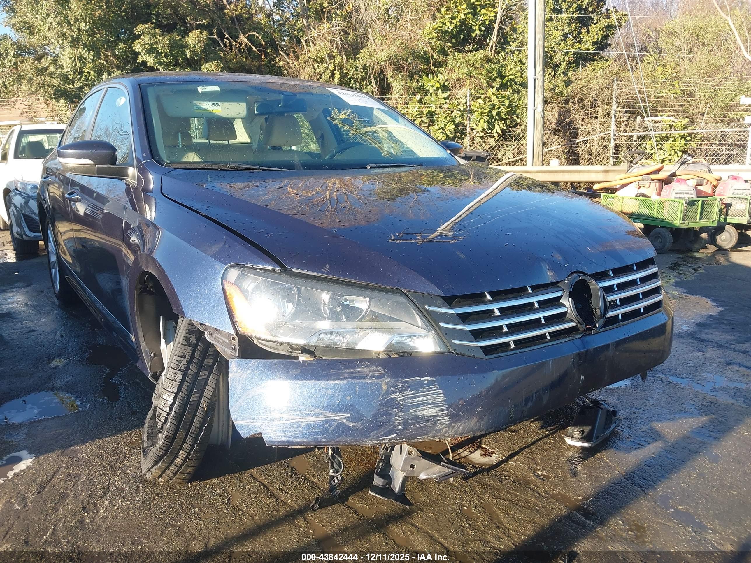 VOLKSWAGEN PASSAT image 6