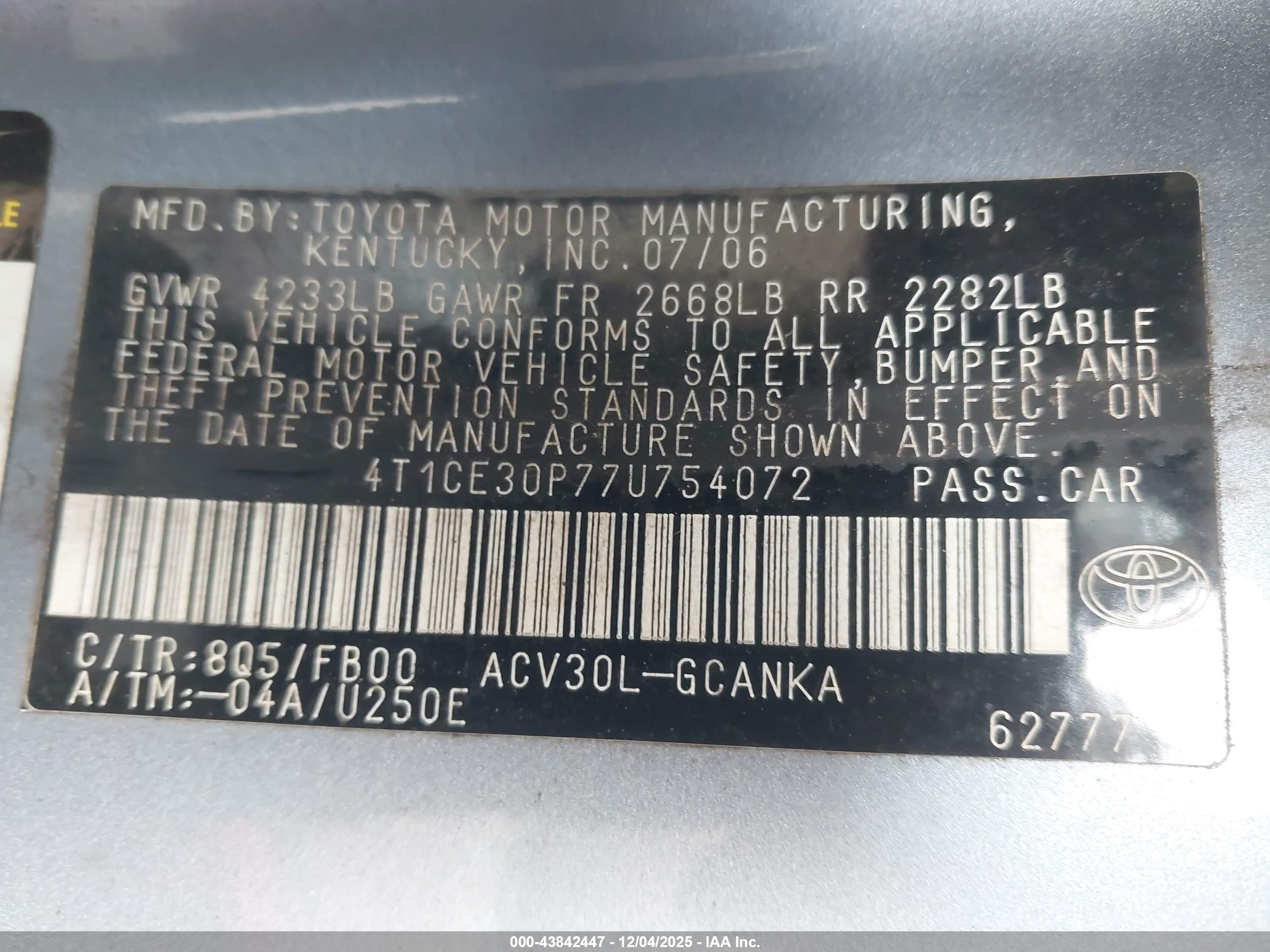 TOYOTA CAMRY image 9