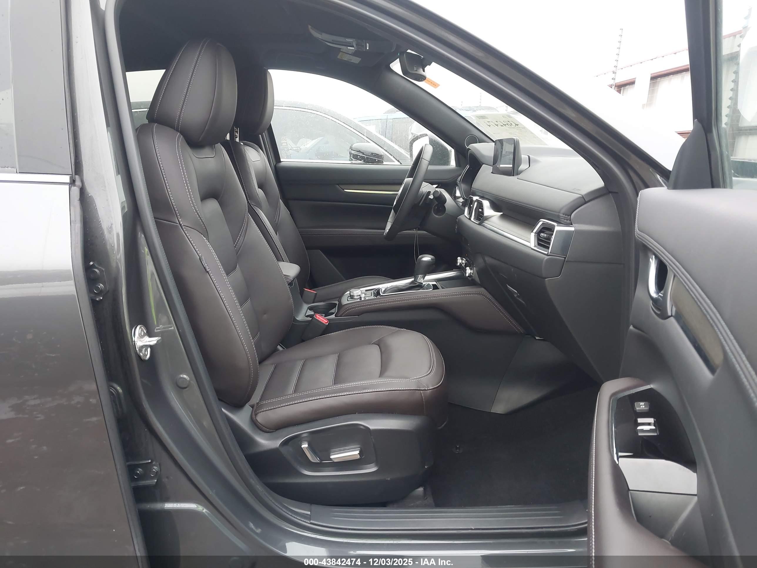 MAZDA CX-5 image 5