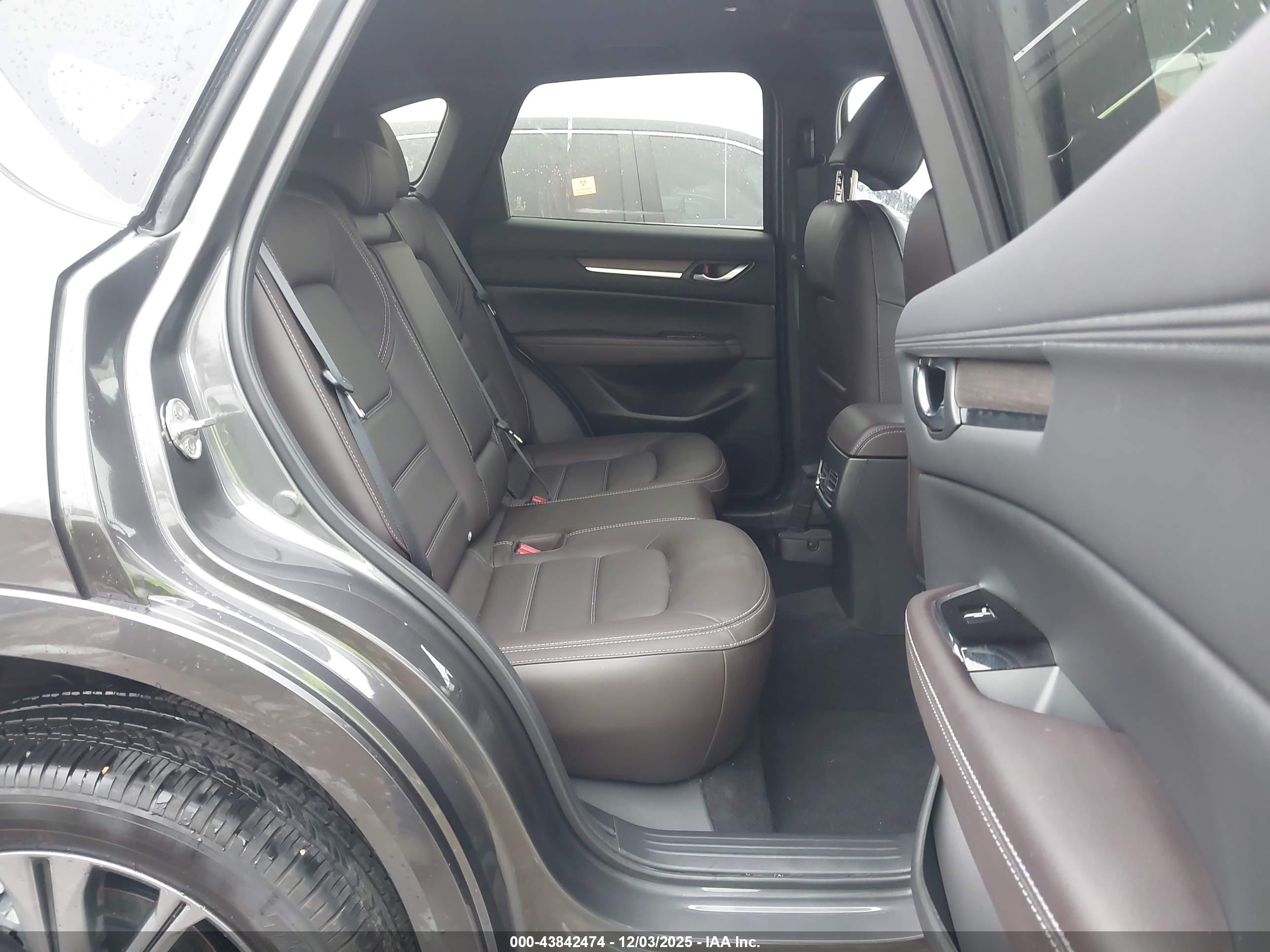 MAZDA CX-5 image 8