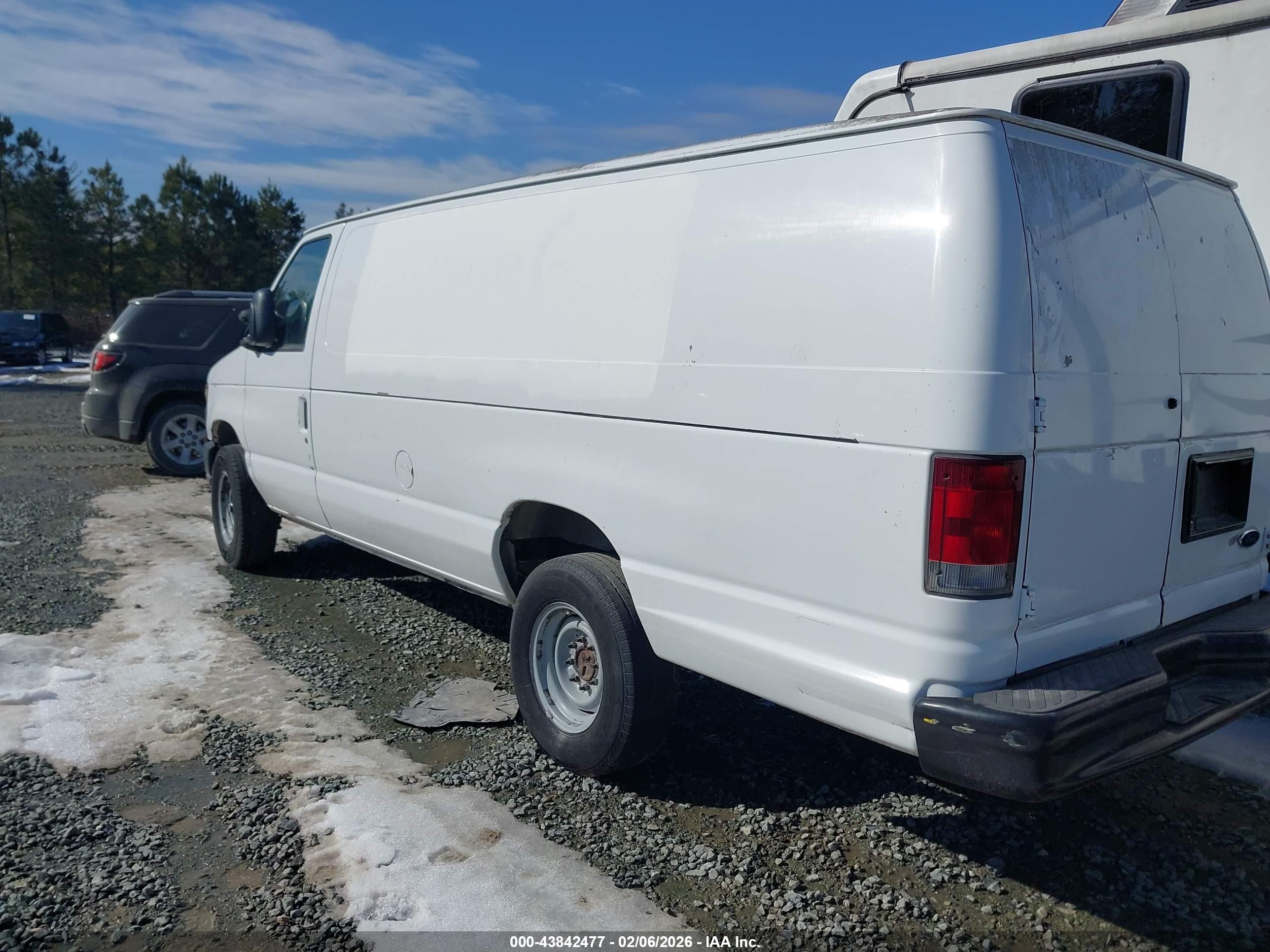 FORD E-350 image 3
