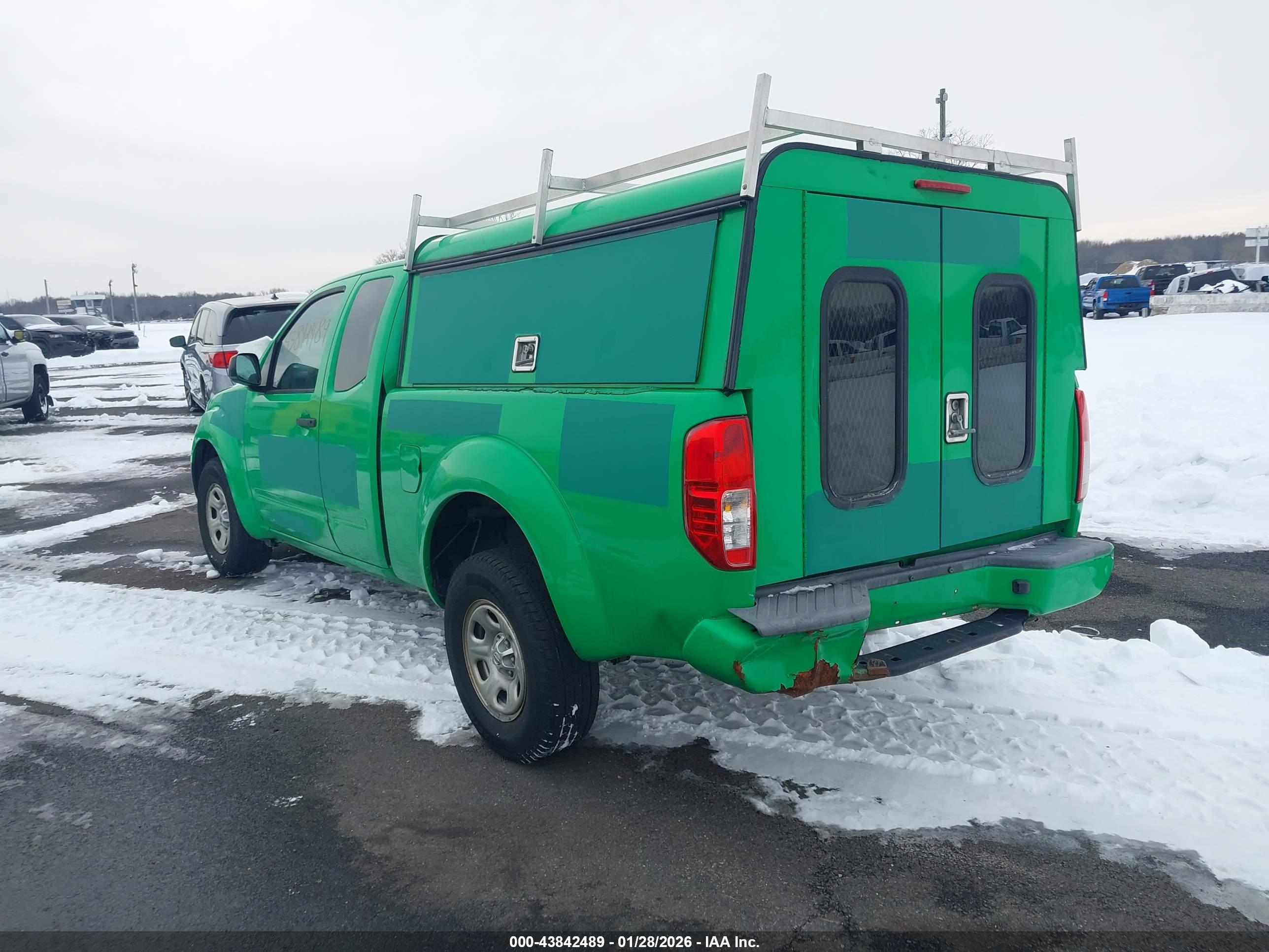 NISSAN FRONTIER image 3