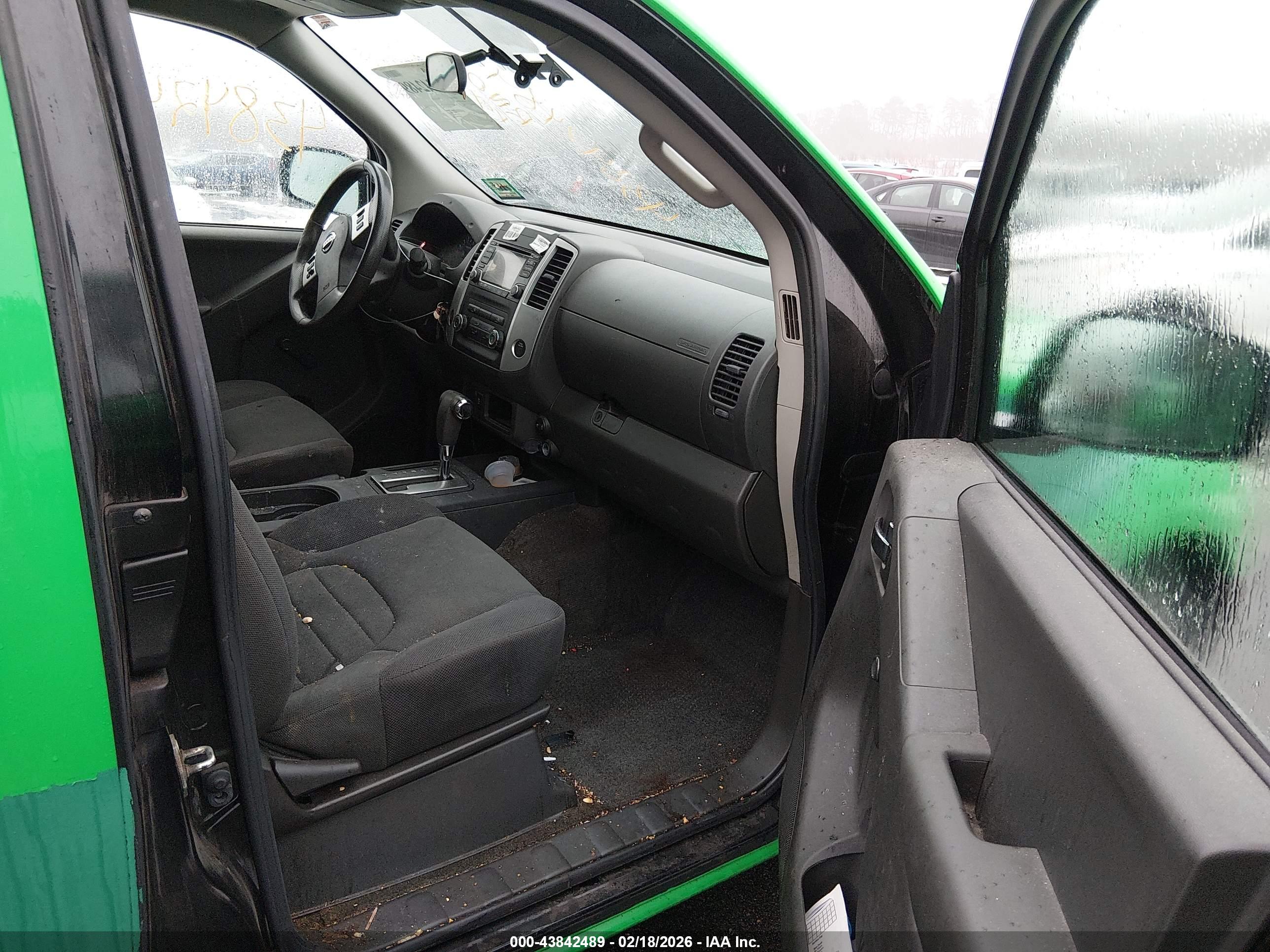 NISSAN FRONTIER image 5