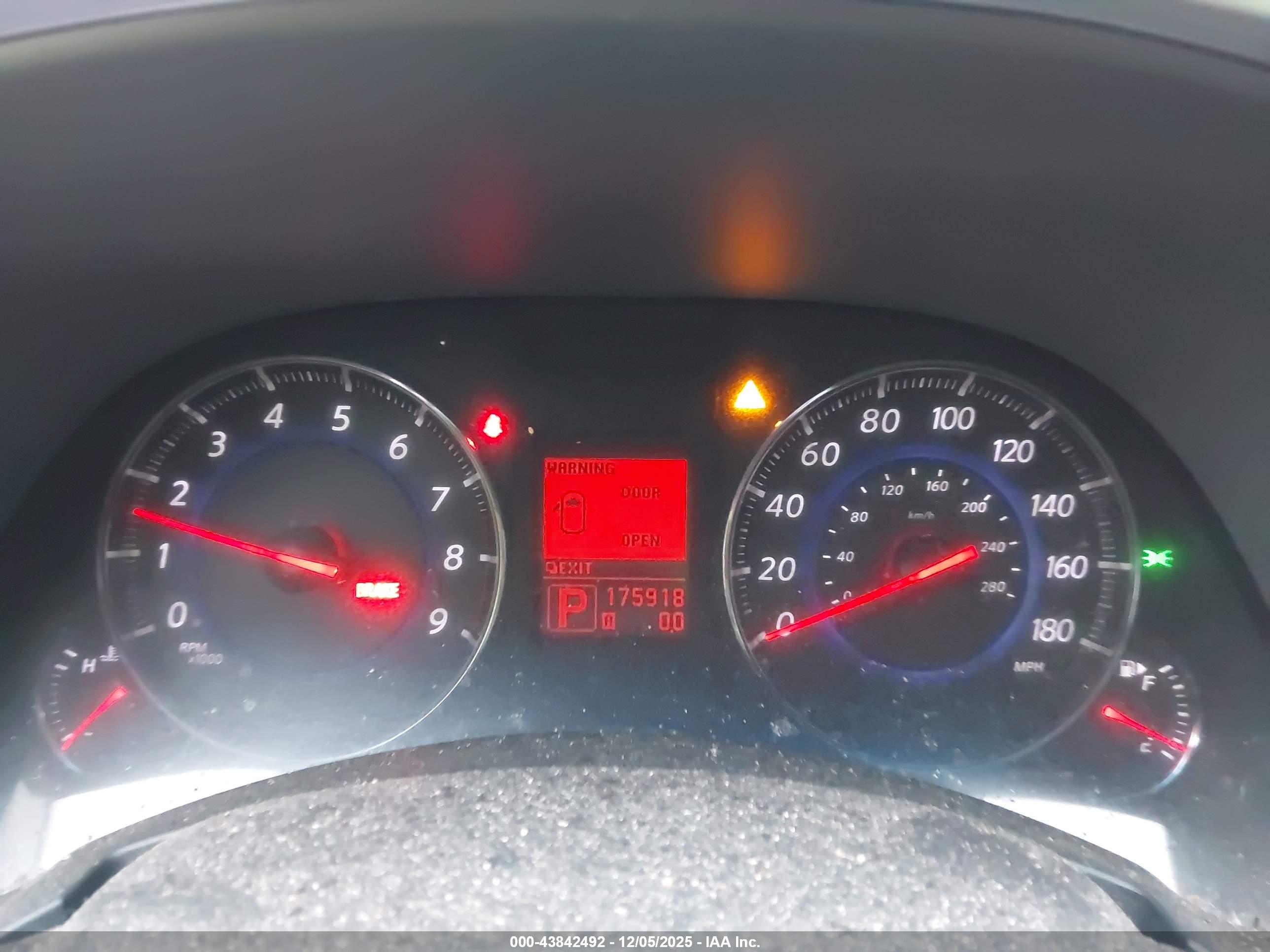 INFINITI FX35 image 7