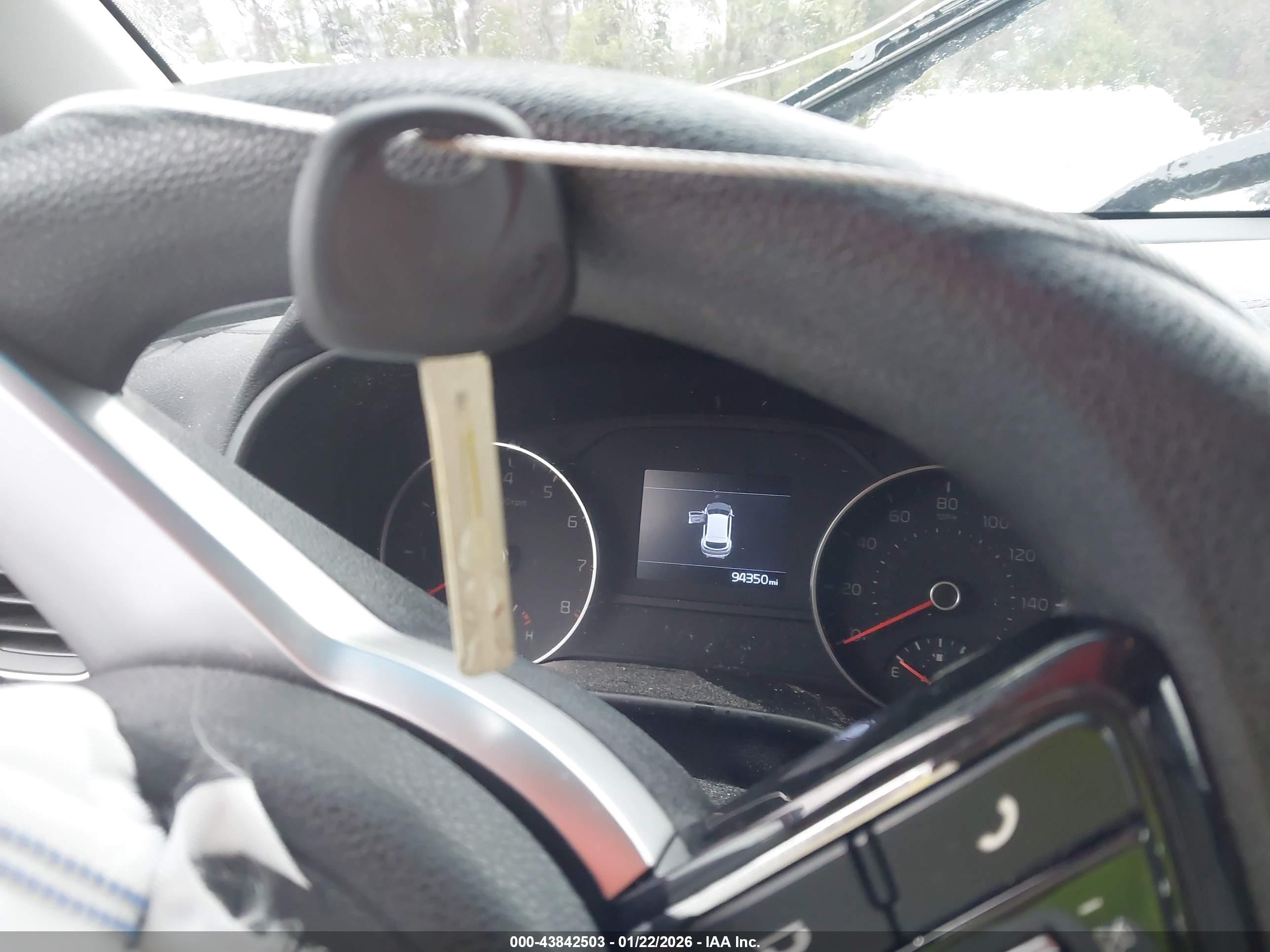 KIA SPORTAGE image 11