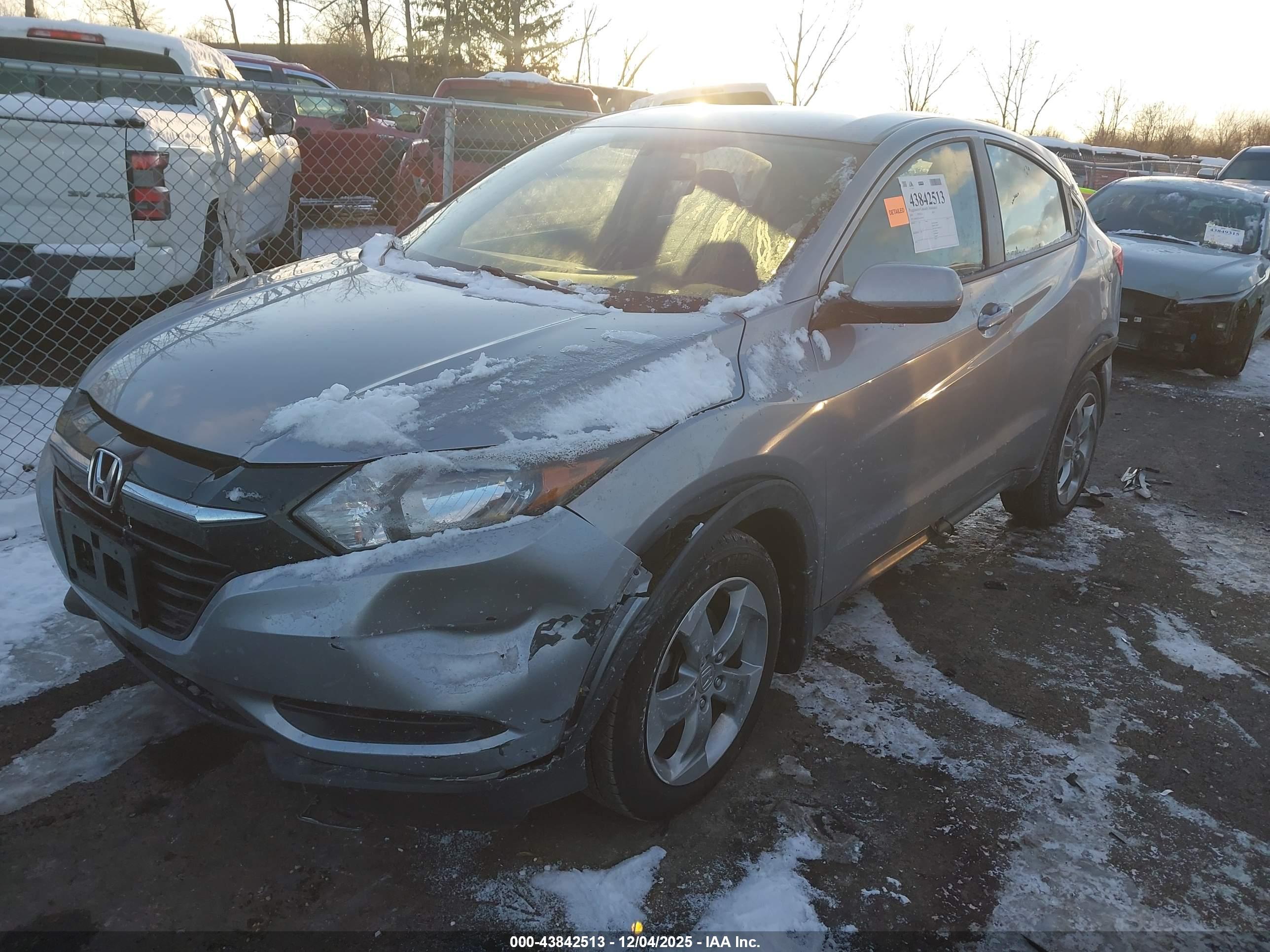 HONDA HR-V image 2