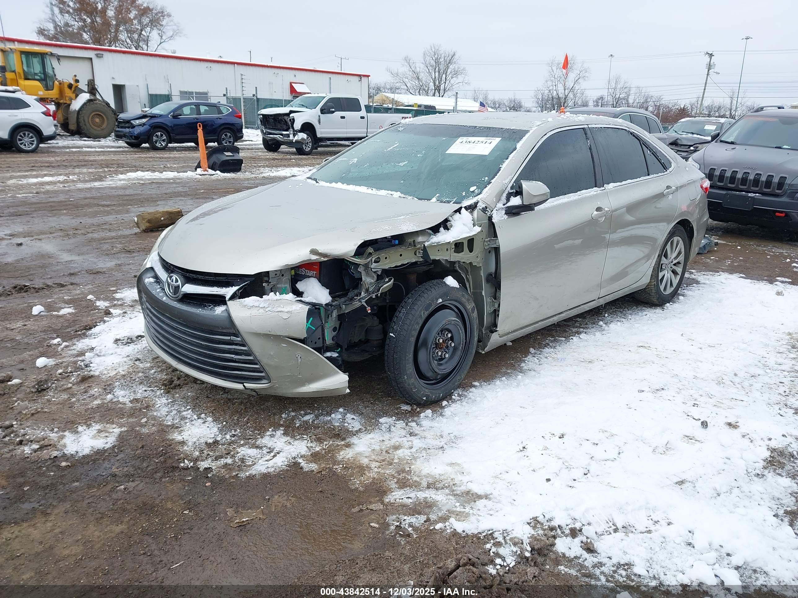 TOYOTA CAMRY image 6