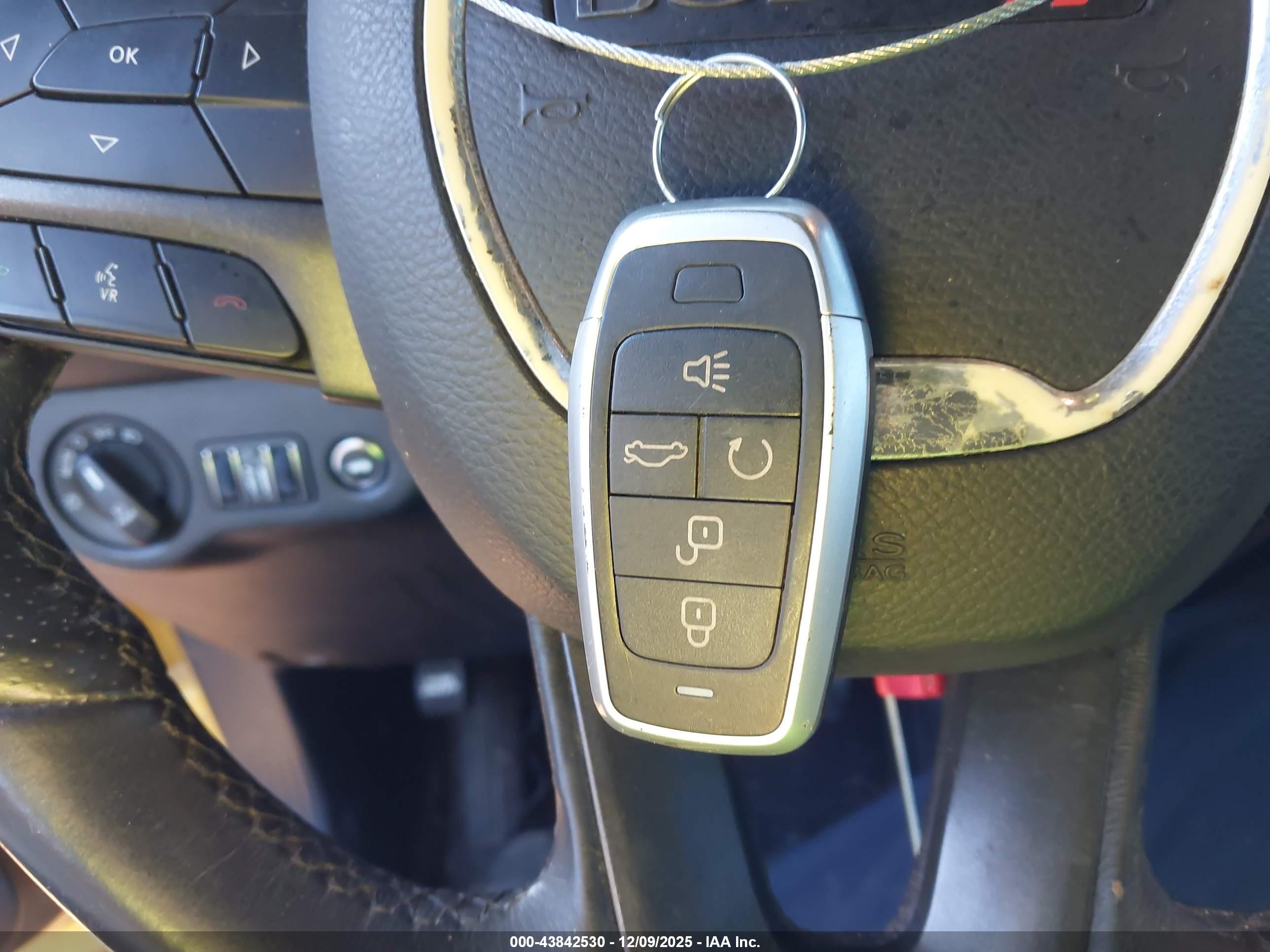 DODGE CHALLENGER image 11