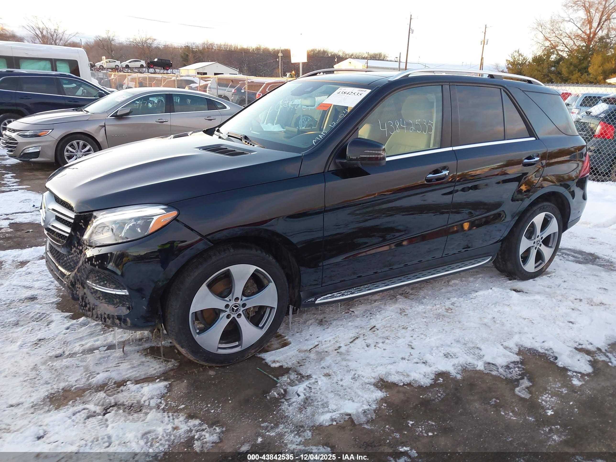 MERCEDES-BENZ GLE image 2