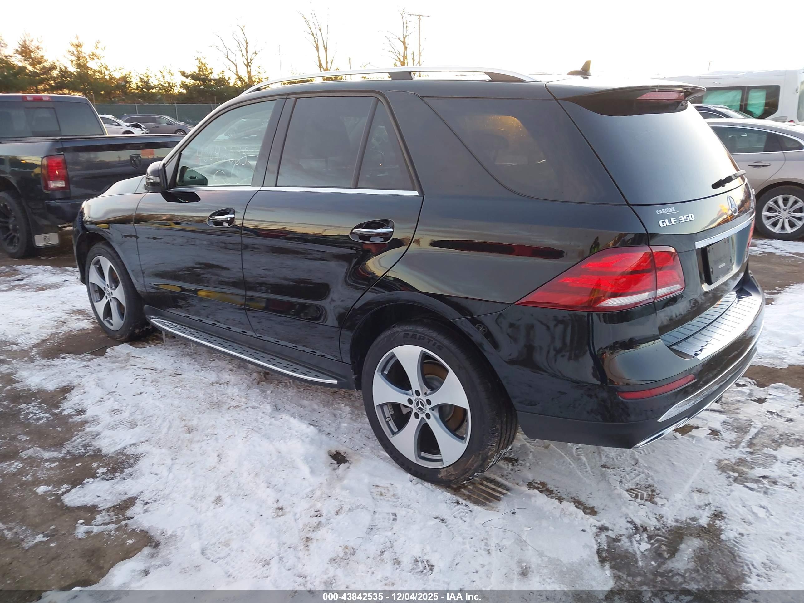 MERCEDES-BENZ GLE image 3