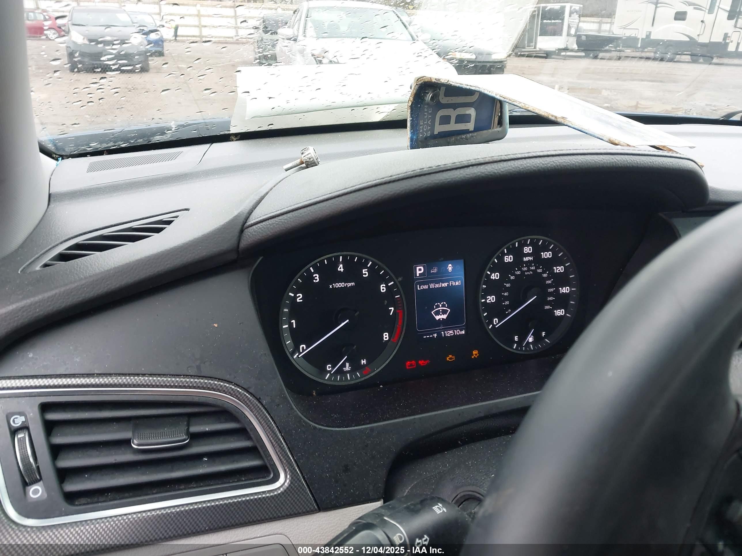 HYUNDAI SONATA image 7