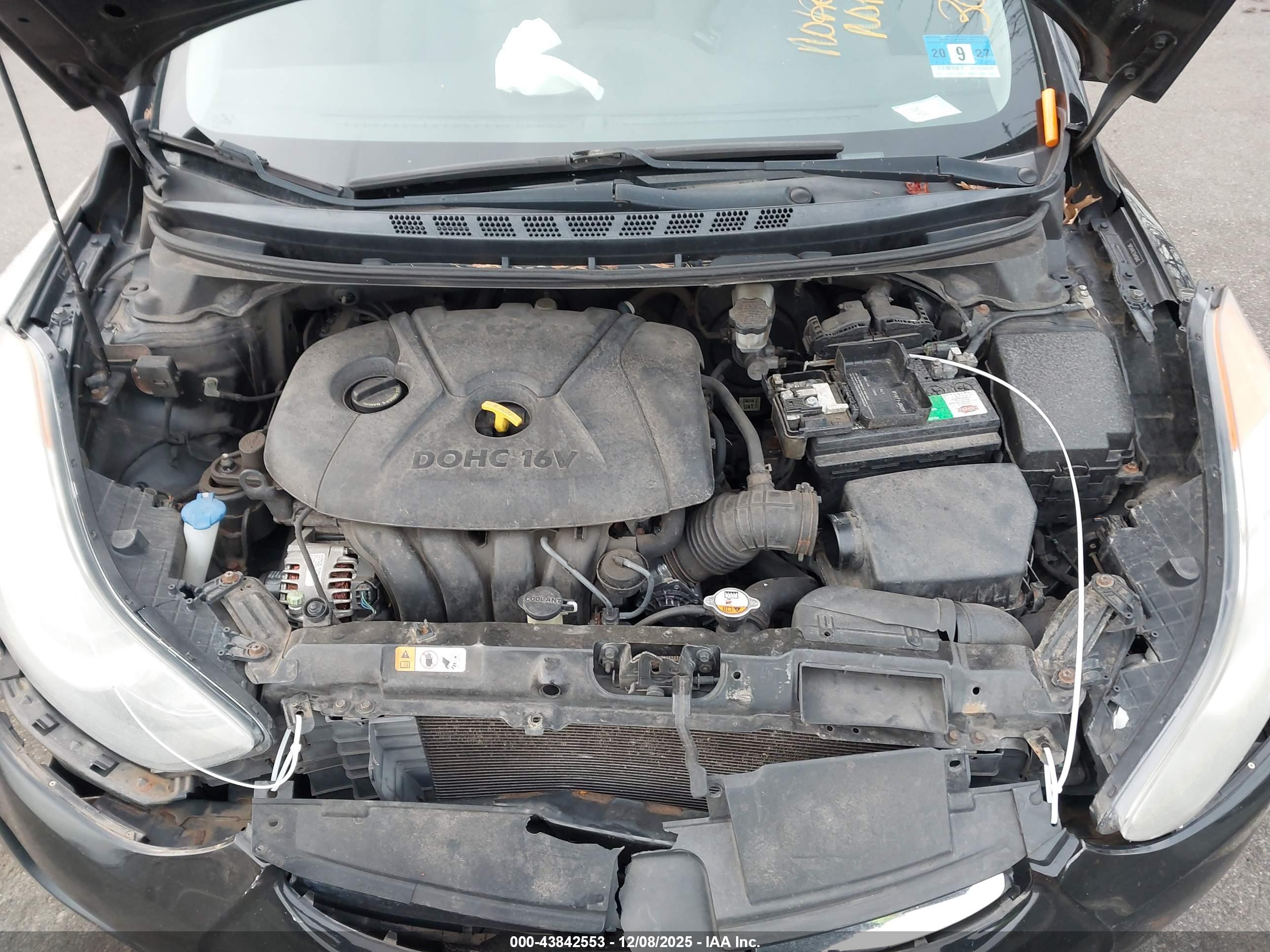 HYUNDAI ELANTRA image 10