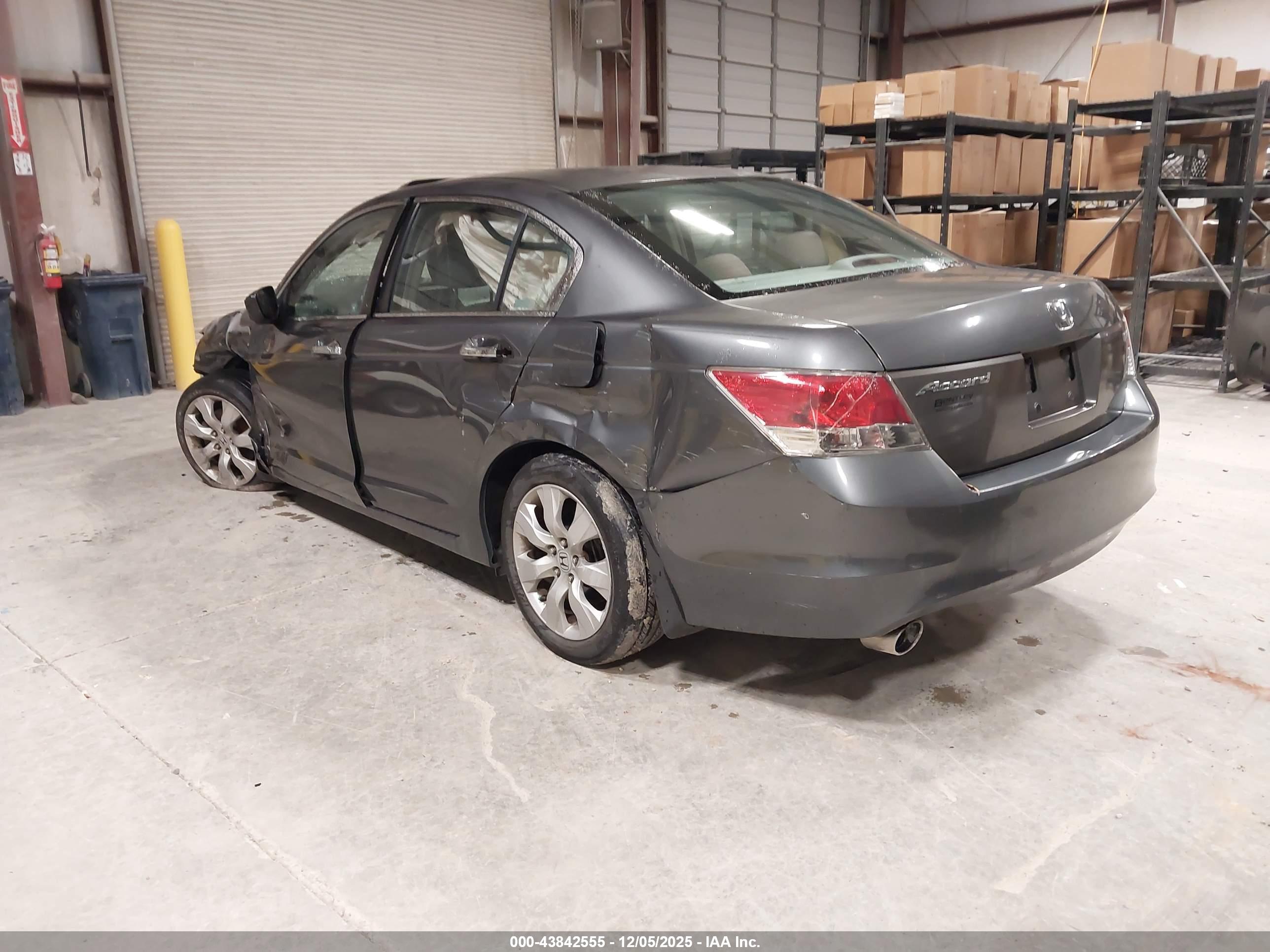 HONDA ACCORD image 3