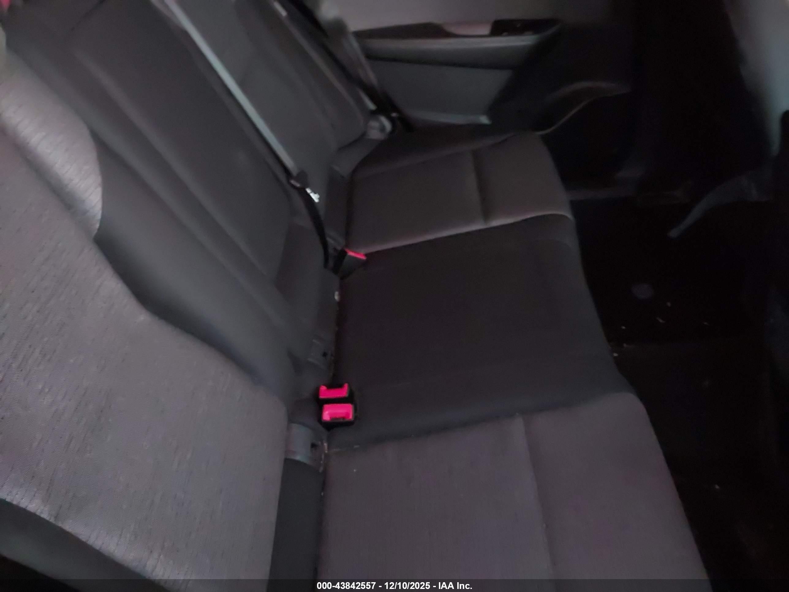 NISSAN ROGUE image 8