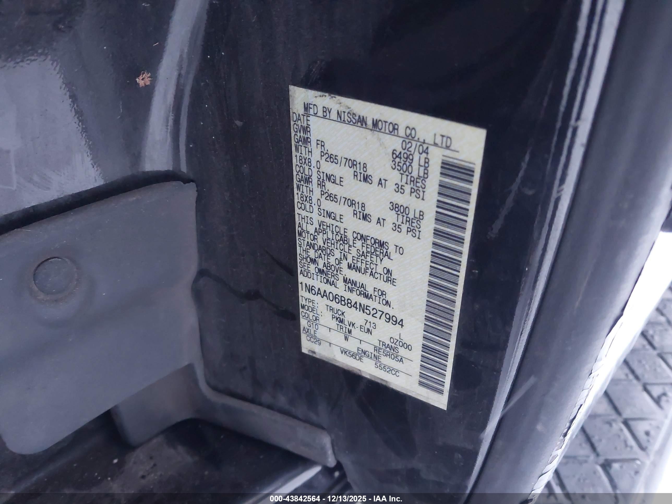 NISSAN TITAN image 9