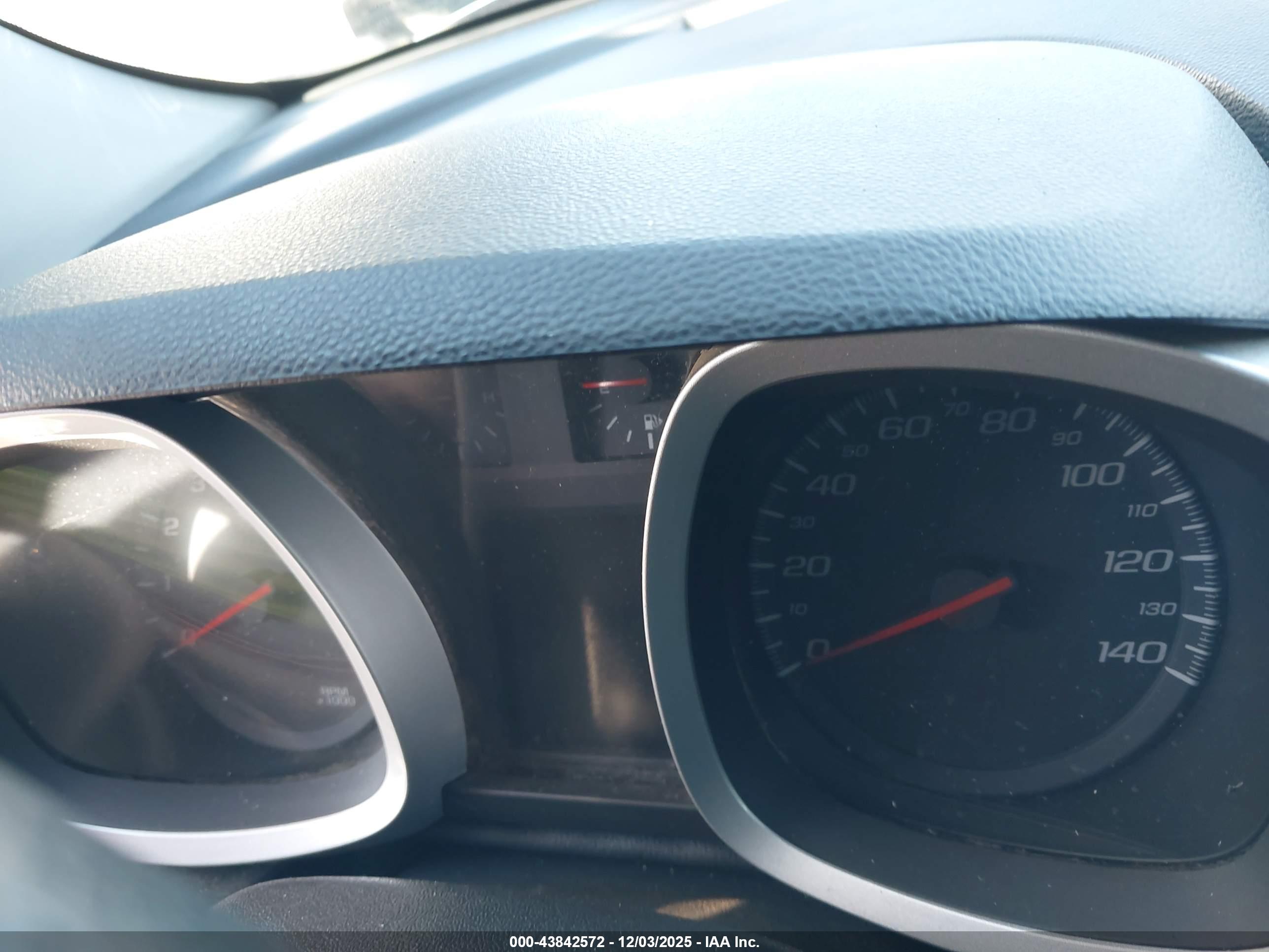 CHEVROLET EQUINOX image 7