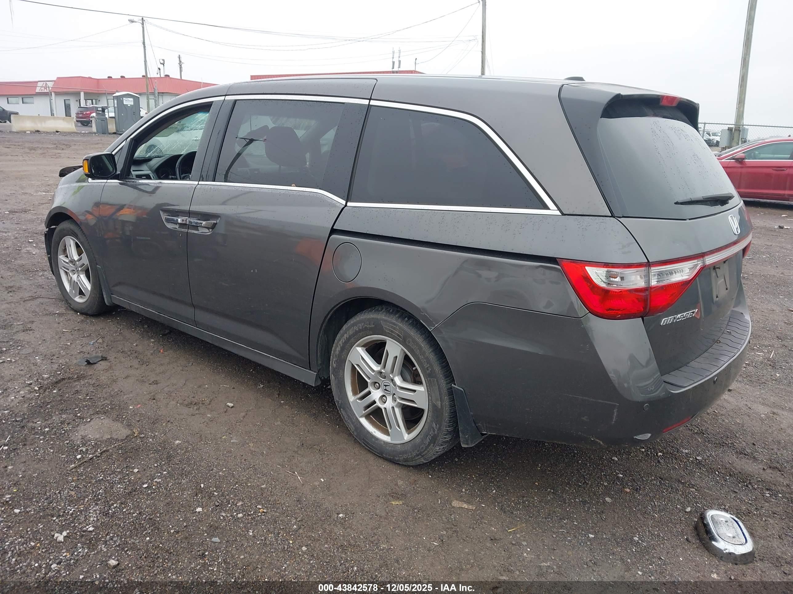 HONDA ODYSSEY image 3