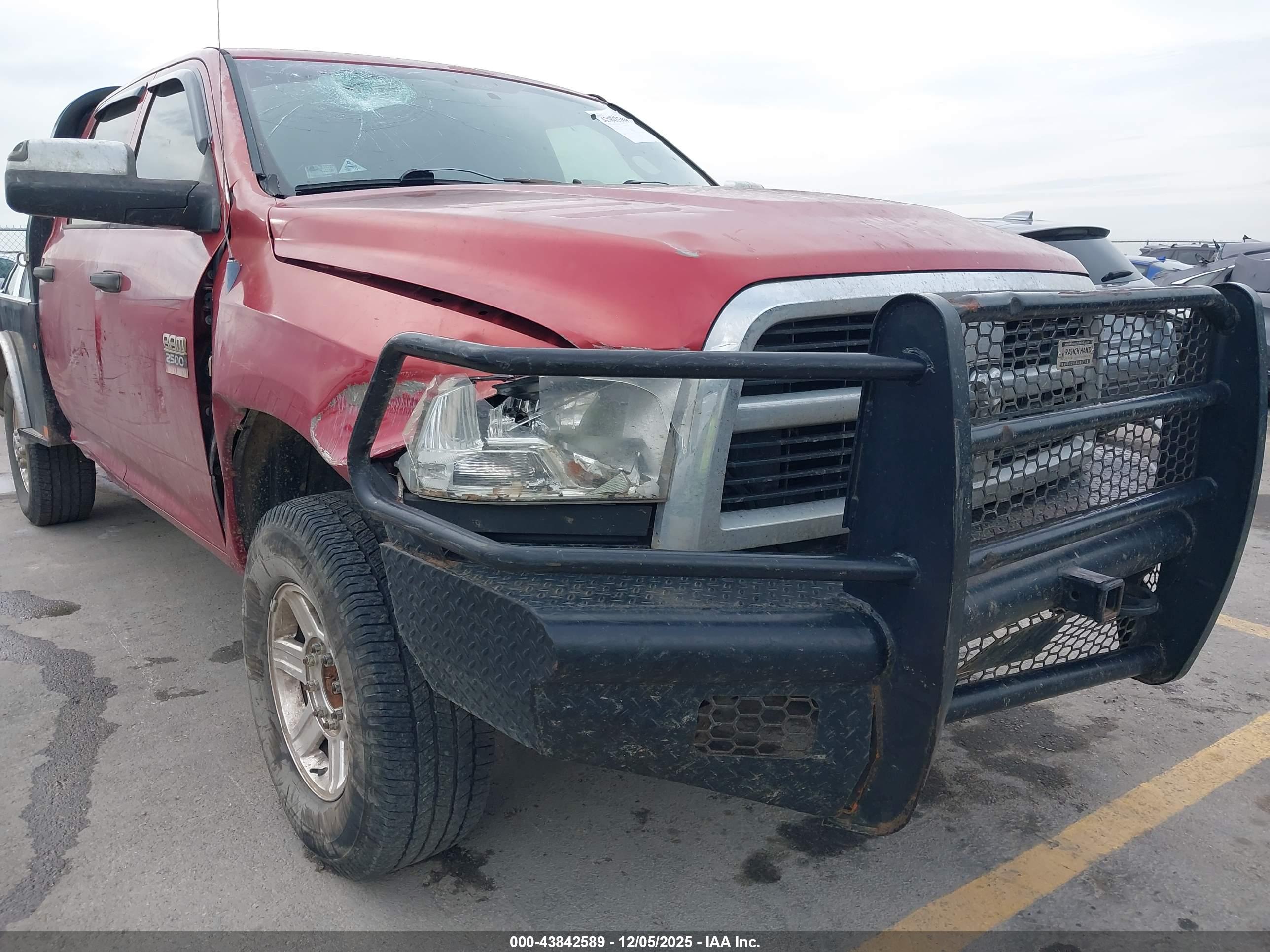 DODGE RAM image 6