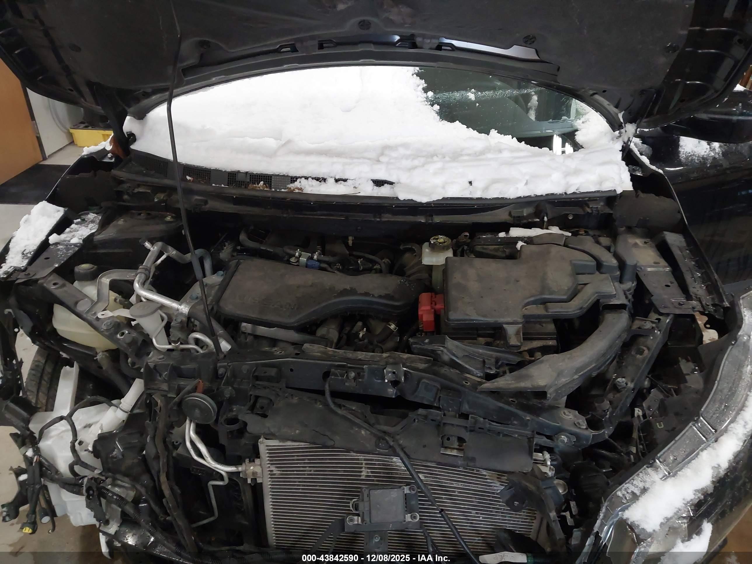 NISSAN ROGUE image 10