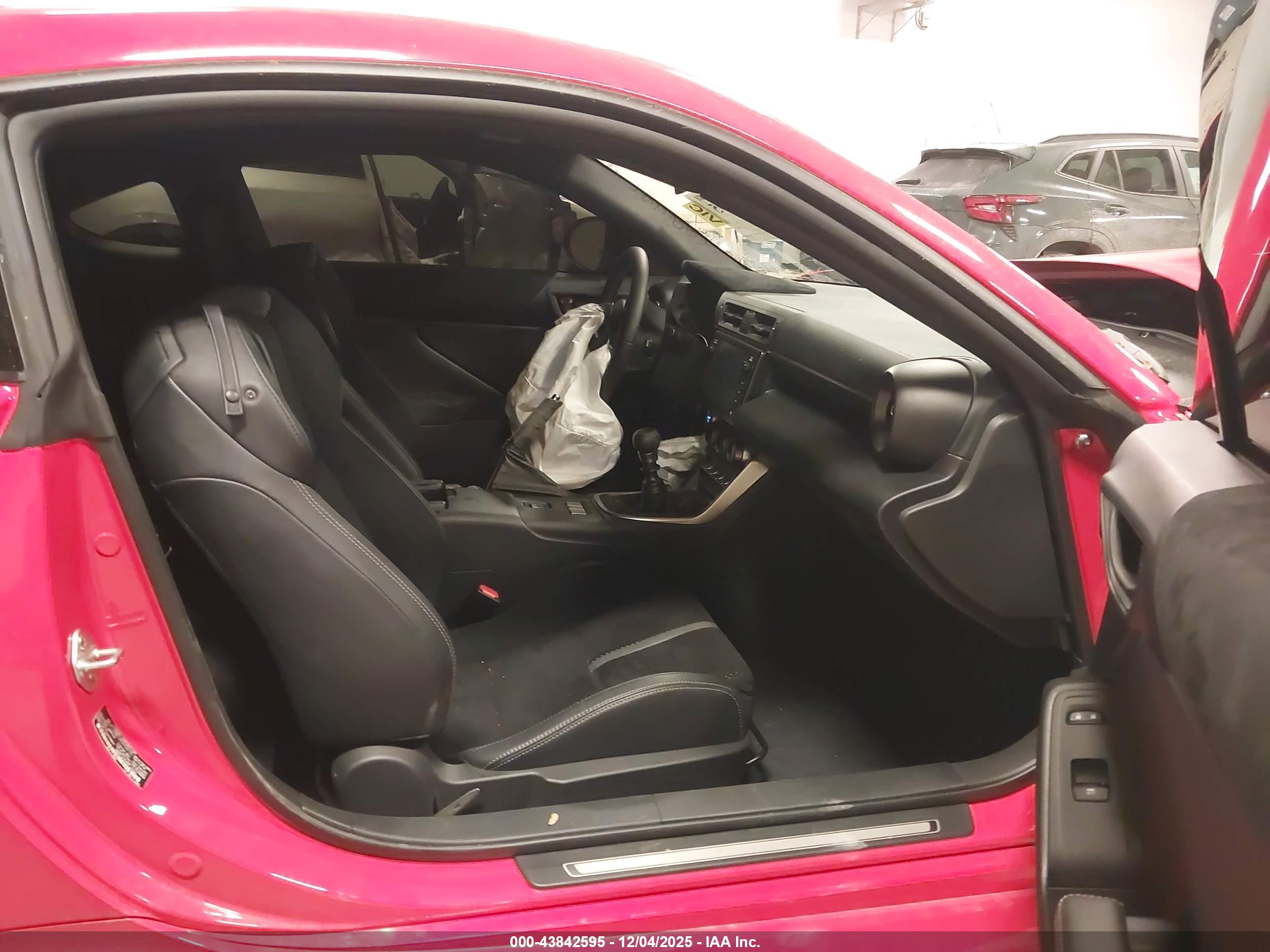 TOYOTA GR86 image 5