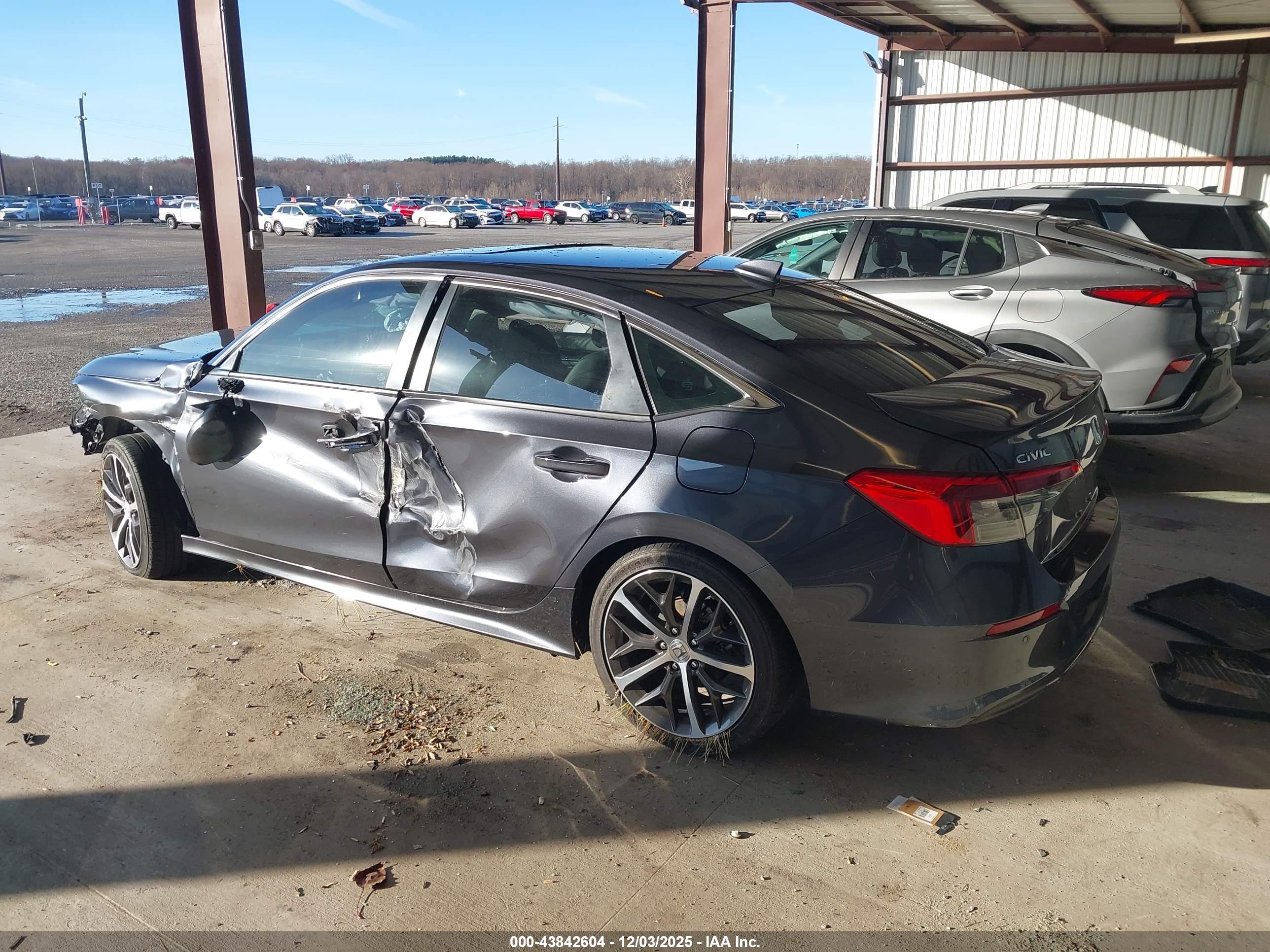 HONDA CIVIC image 3