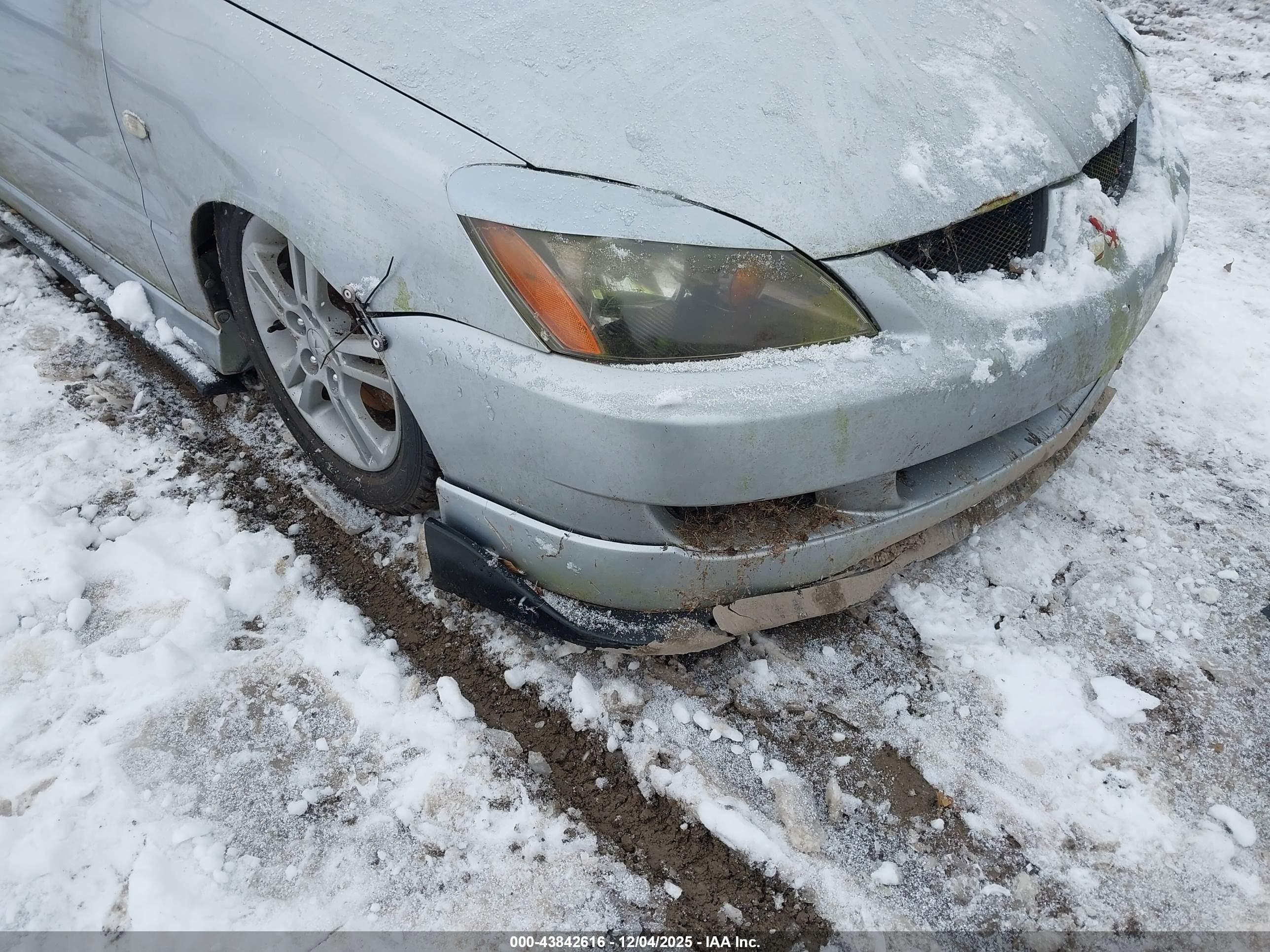 MITSUBISHI LANCER image 6